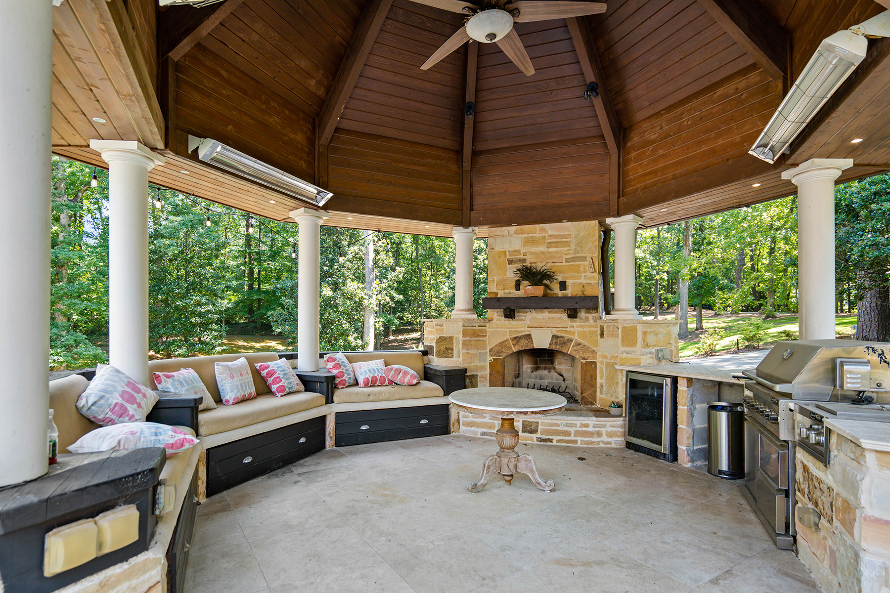 65 Valley Road NW