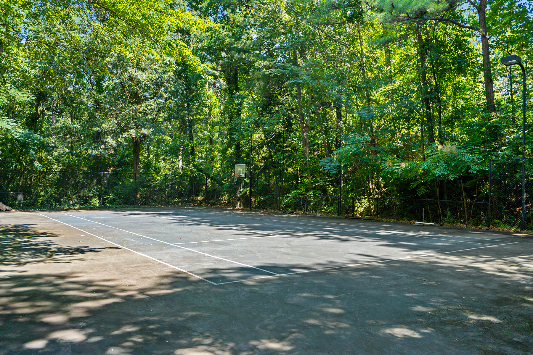 65 Valley Road NW
