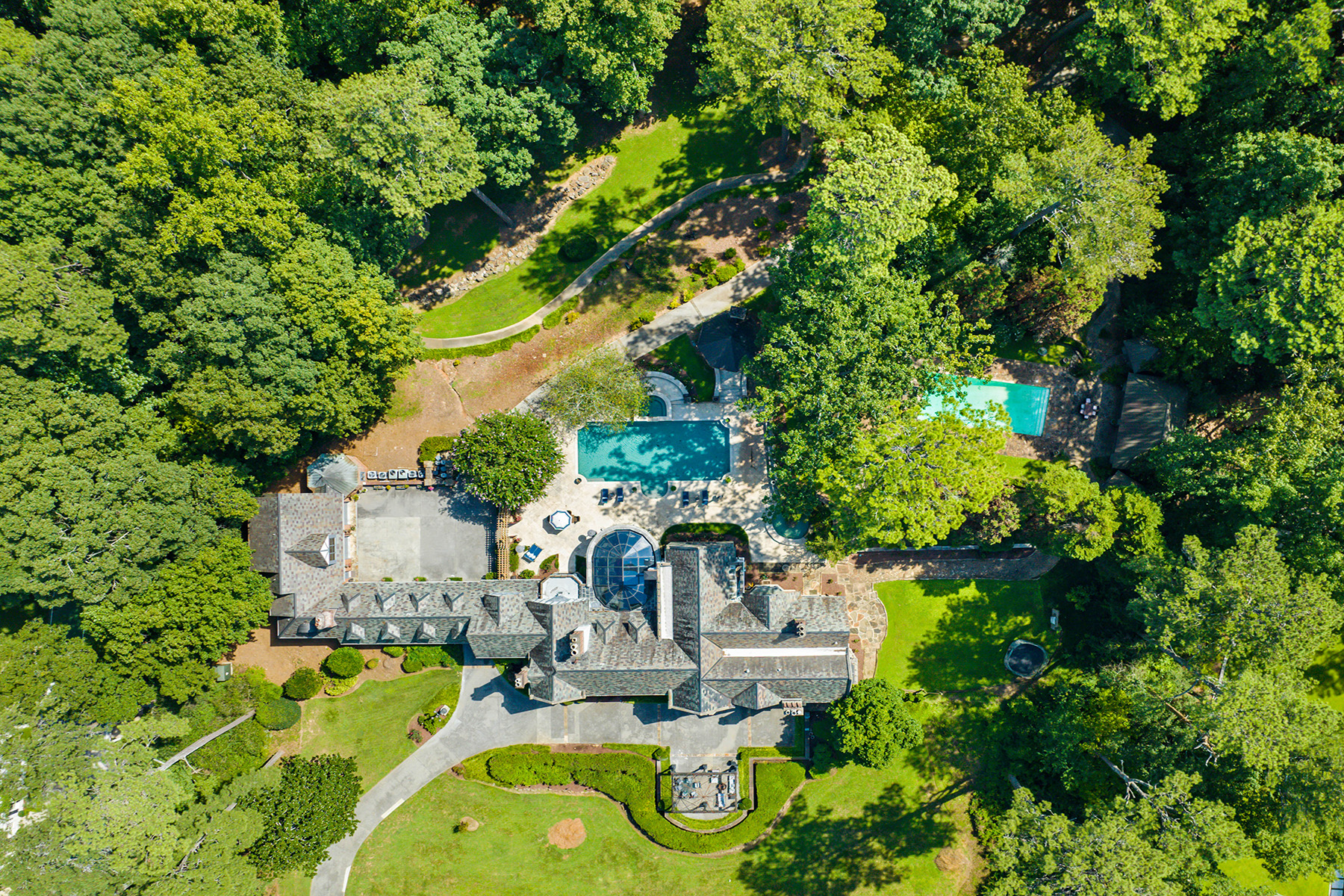 65 Valley Road NW
