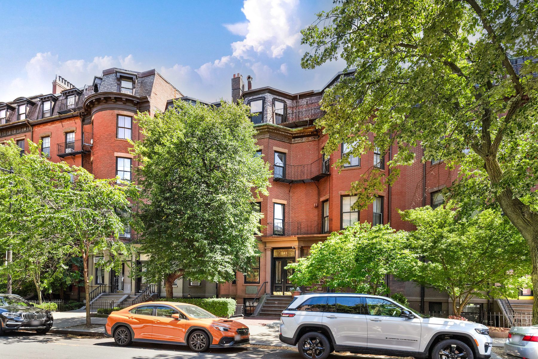 241 Beacon St 1