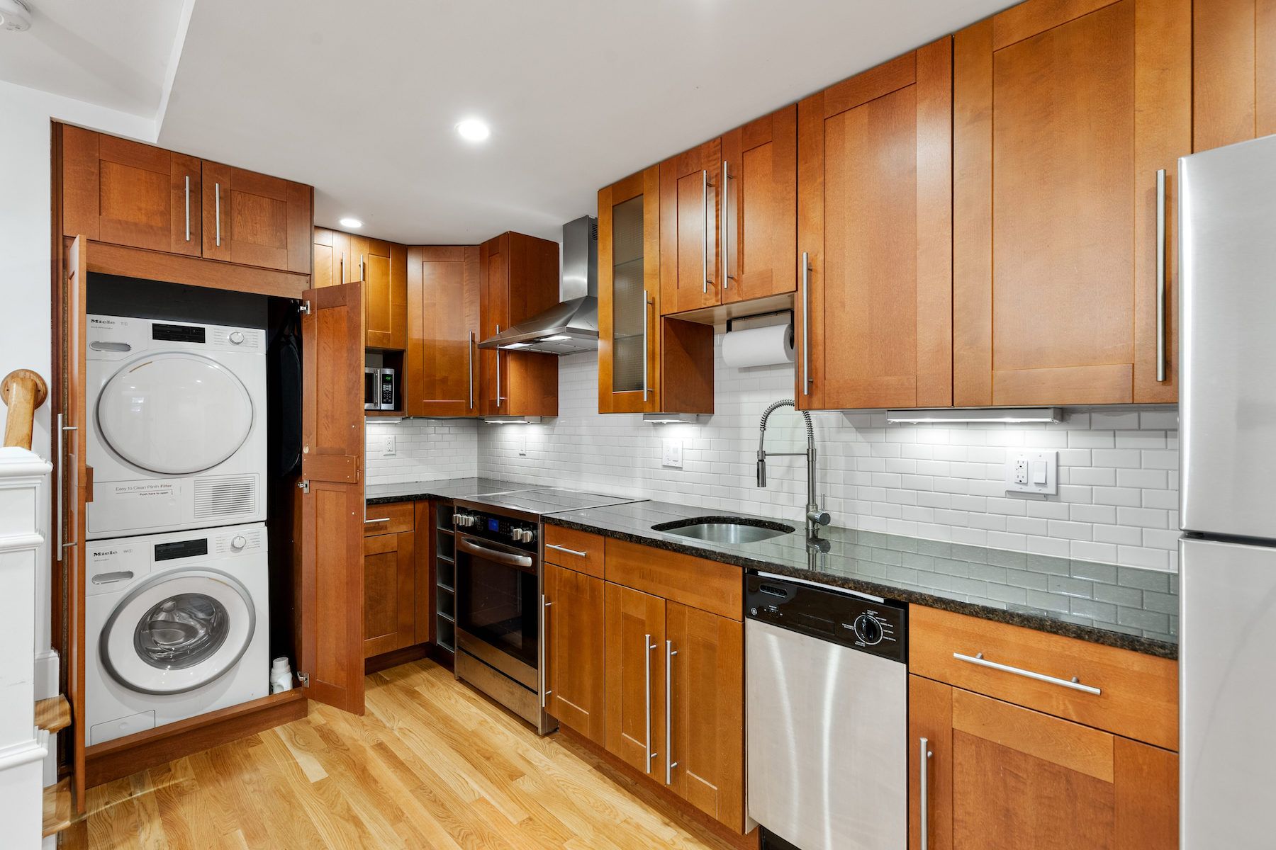 241 Beacon St 1