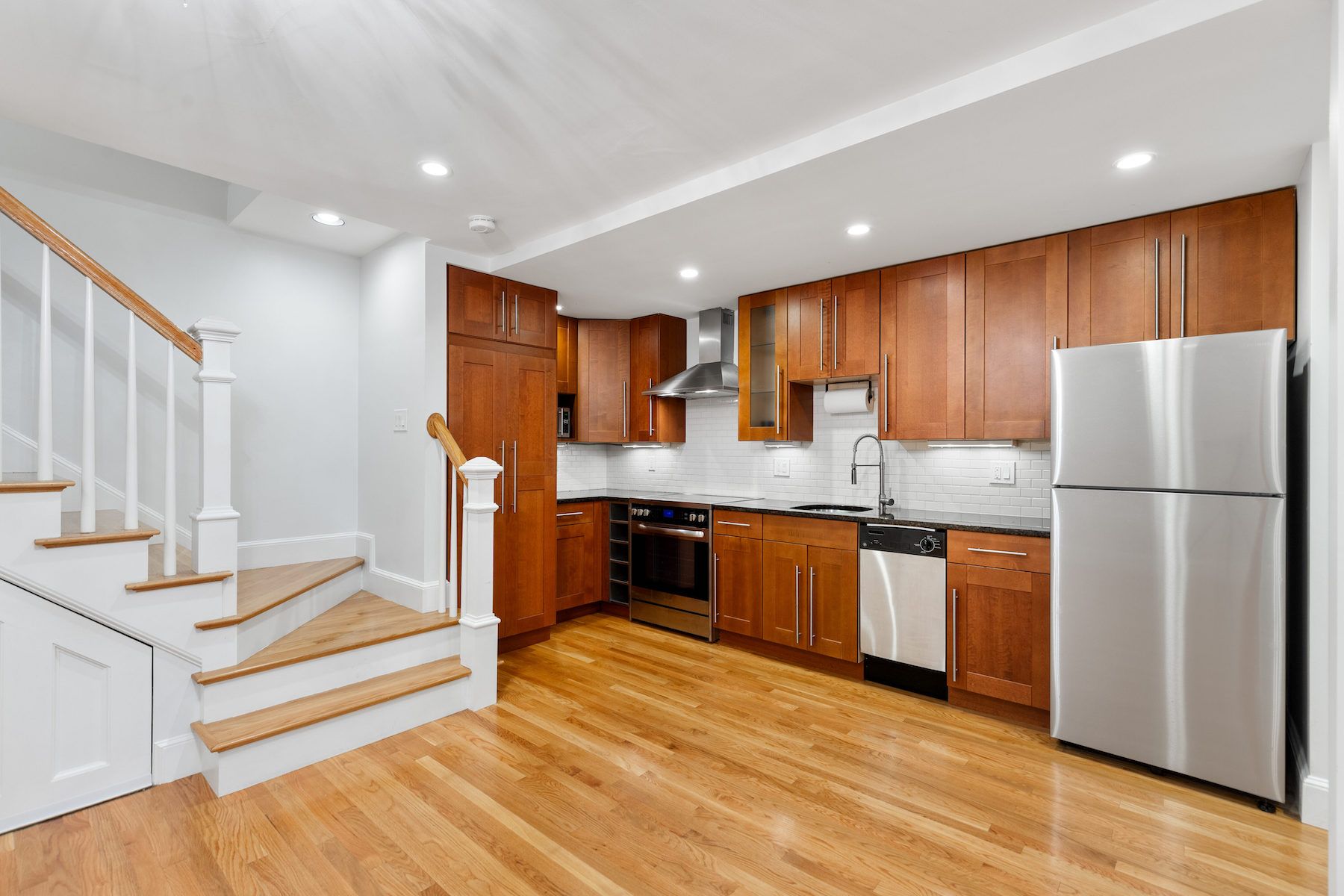 241 Beacon St 1