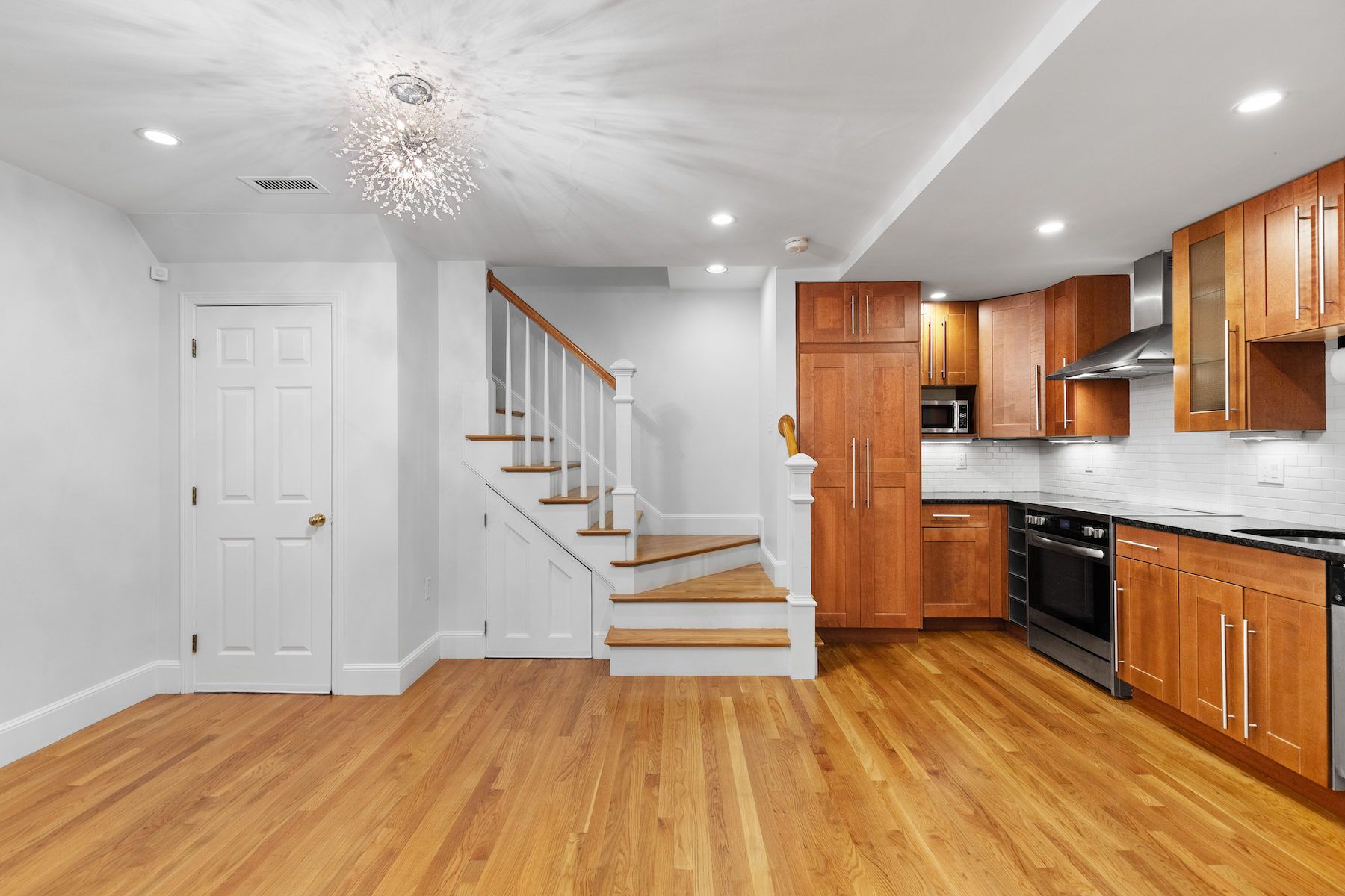 241 Beacon St 1