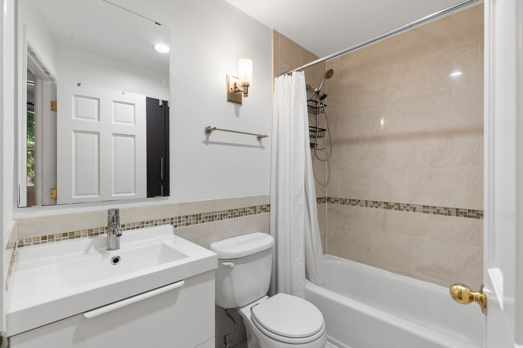 241 Beacon St 1