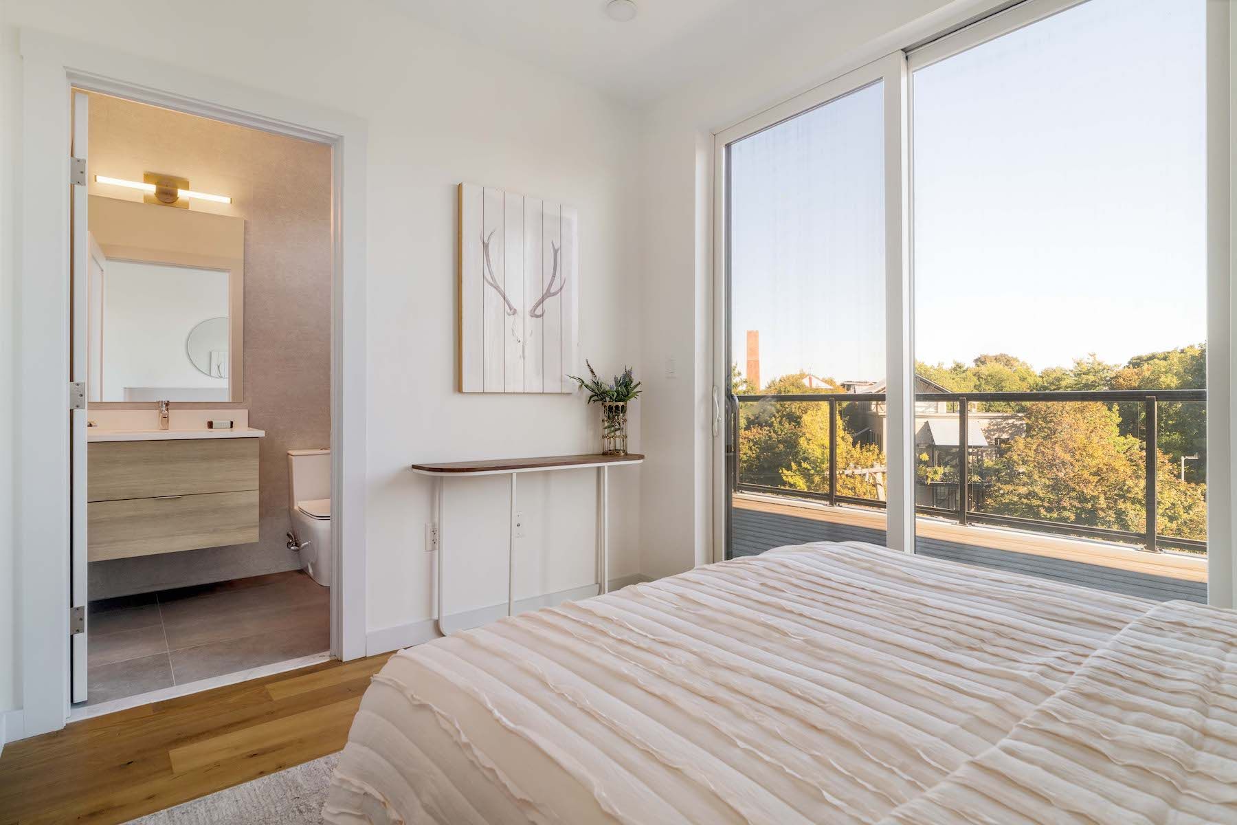 97-99 Elmwood Street Unit 313
