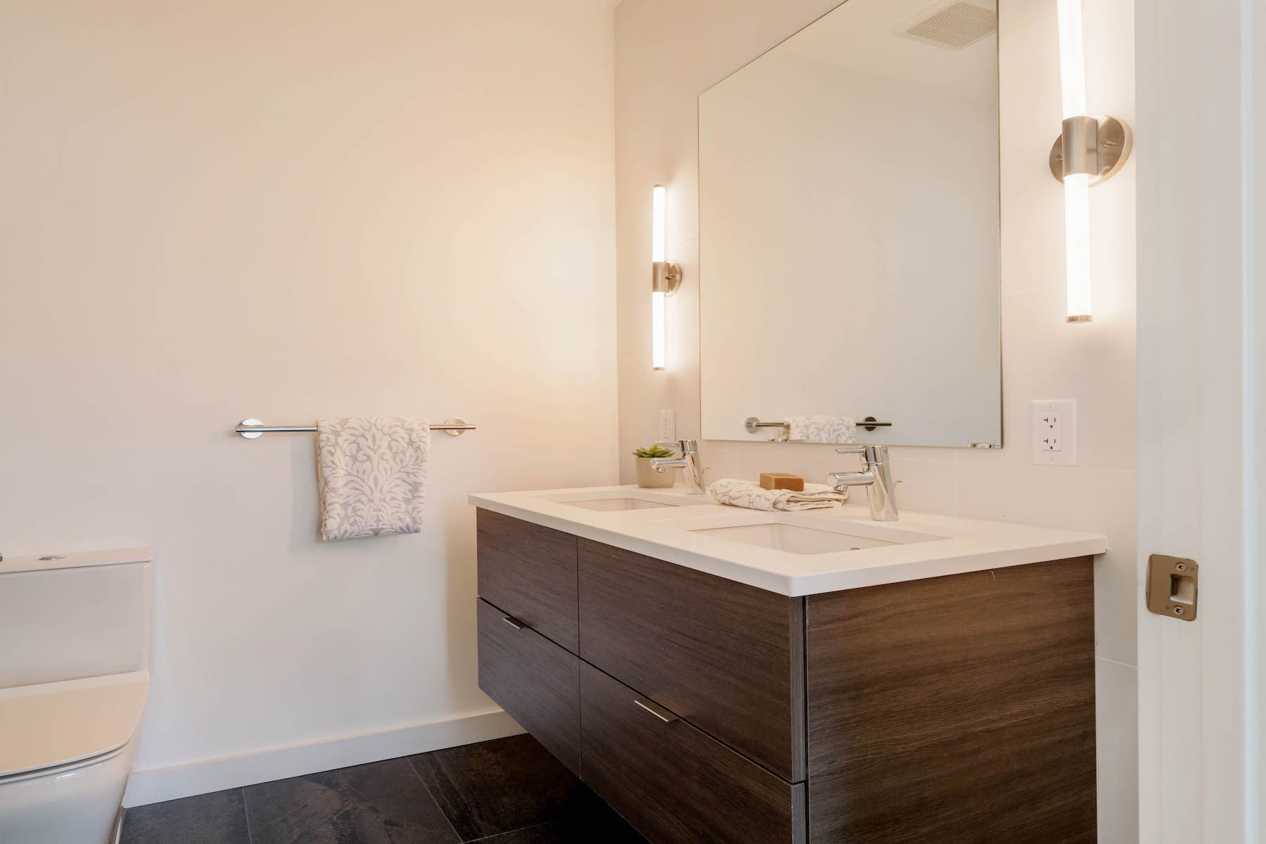 97-99 Elmwood Street Unit 313