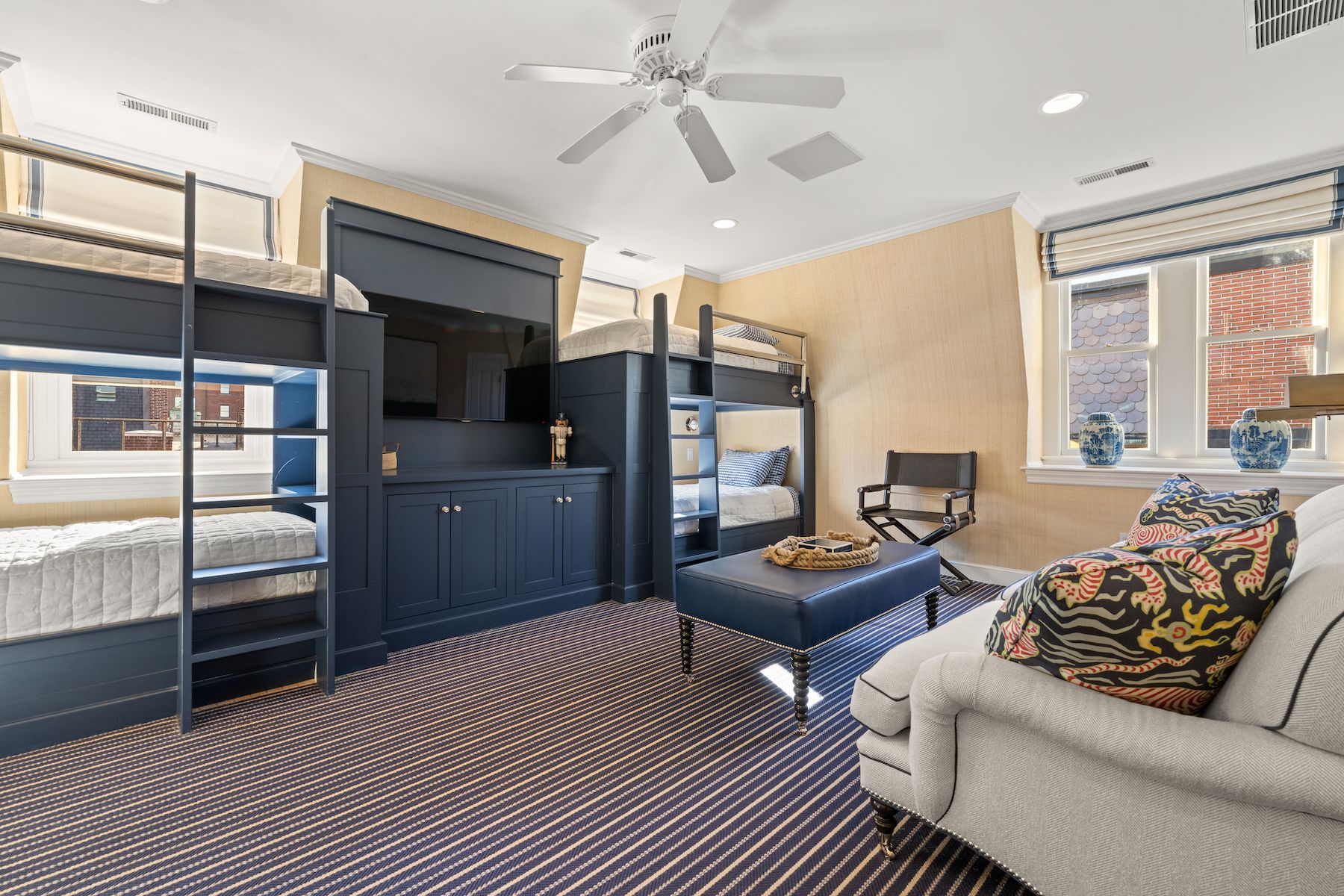 36 Commonwealth Avenue Unit PH