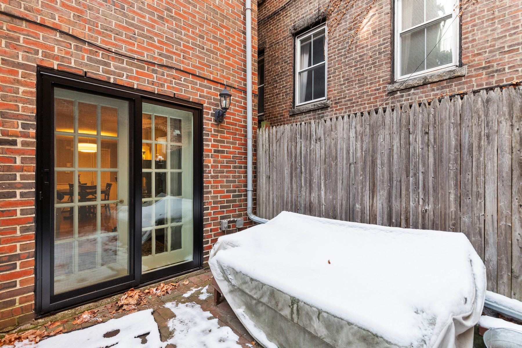 54 Temple St 1