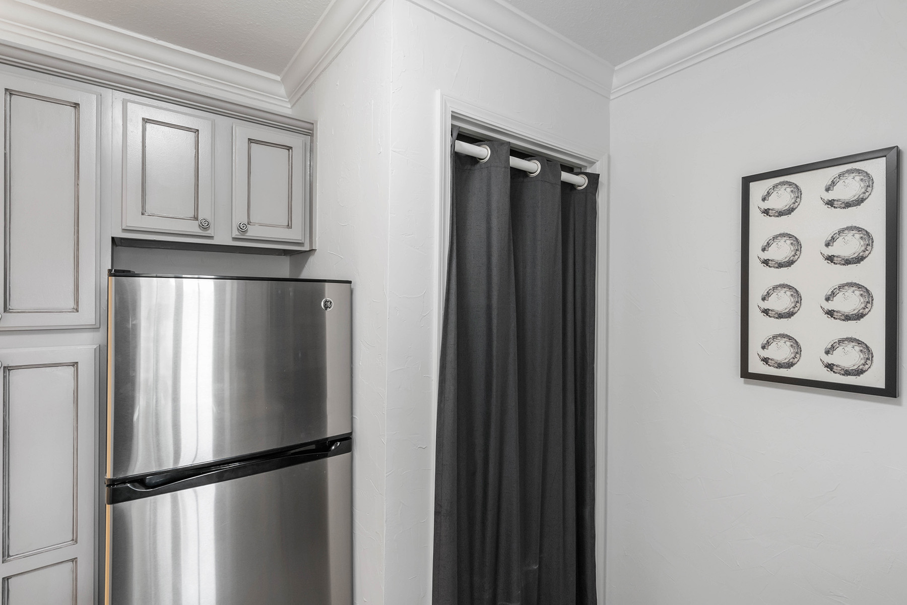 5 Walden Walk NE