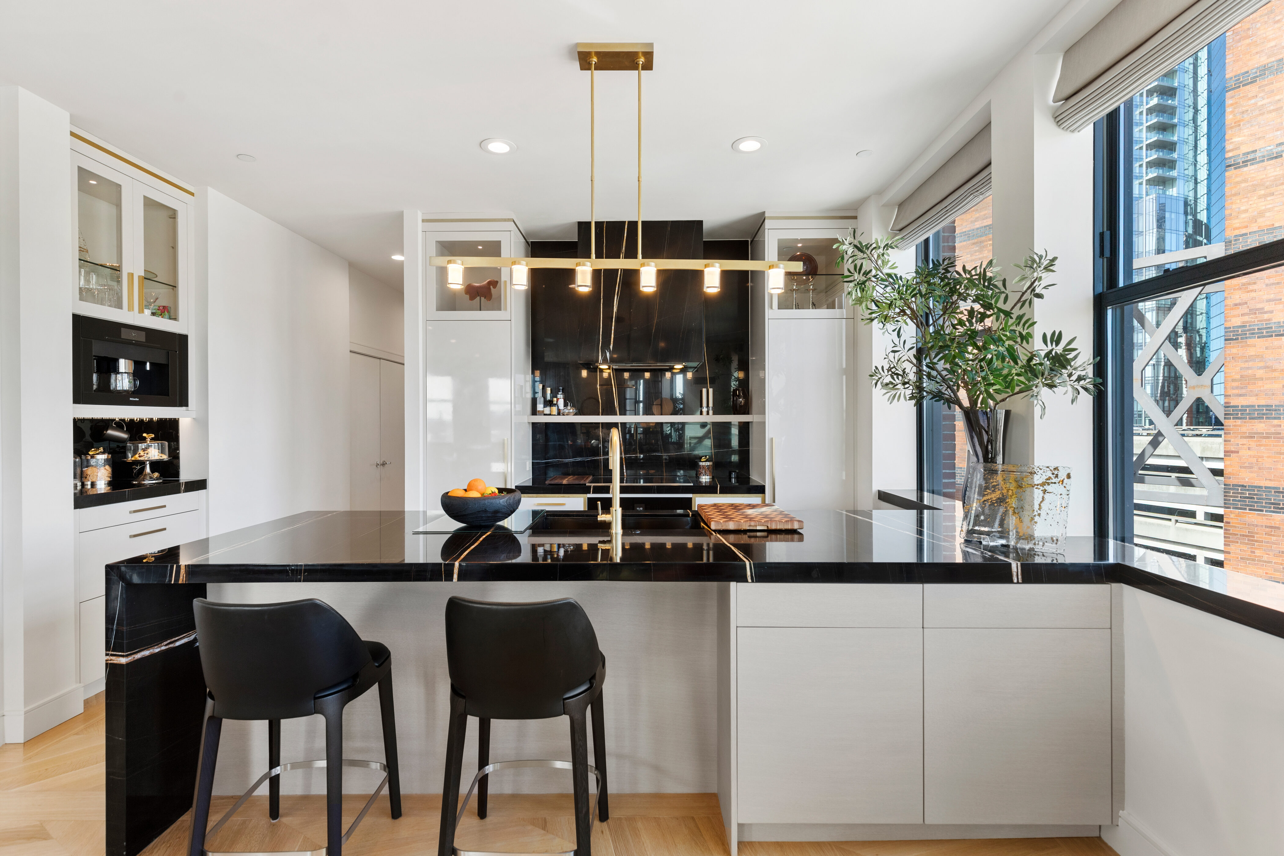285 Columbus Ave Unit PH805