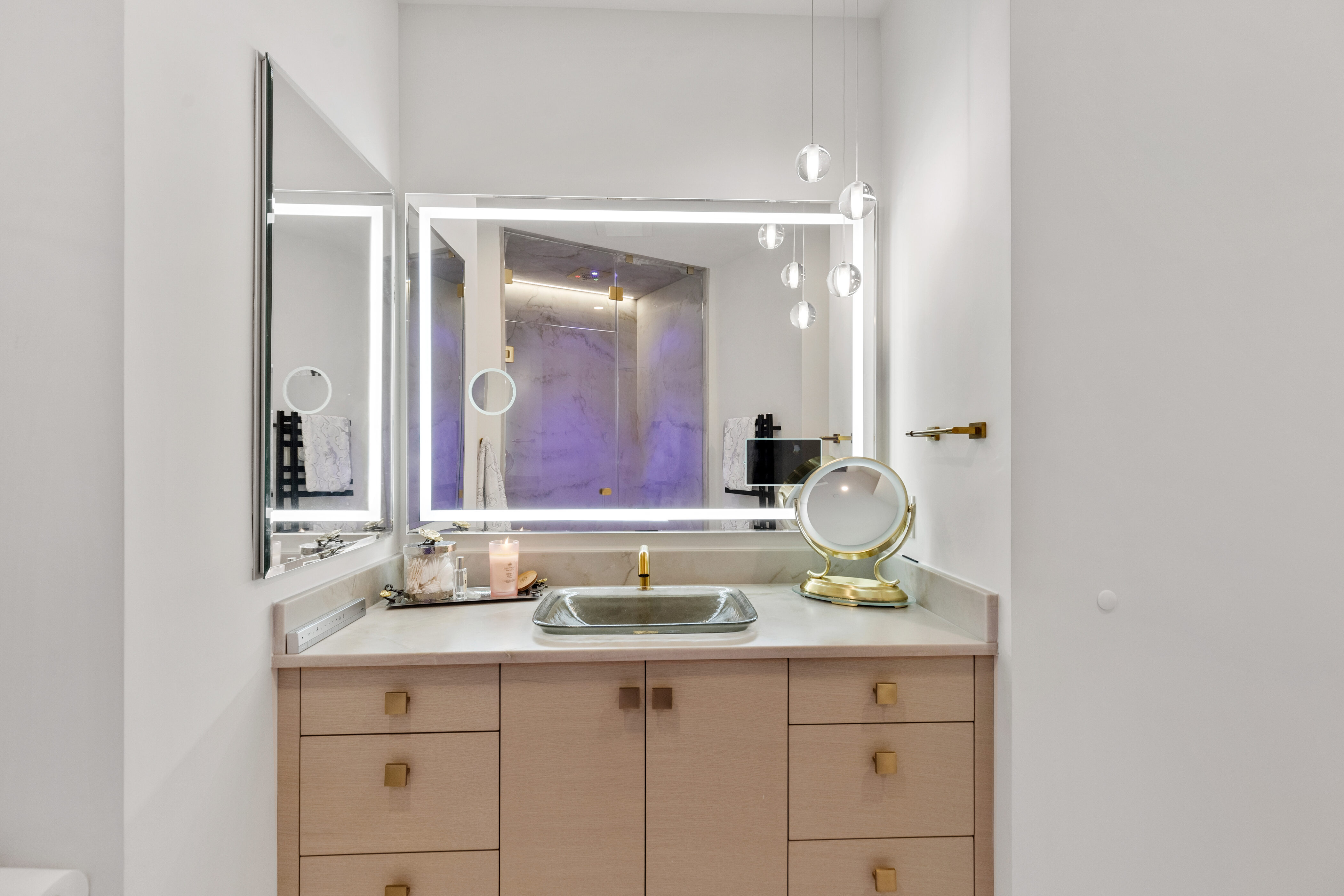 285 Columbus Ave Unit PH805