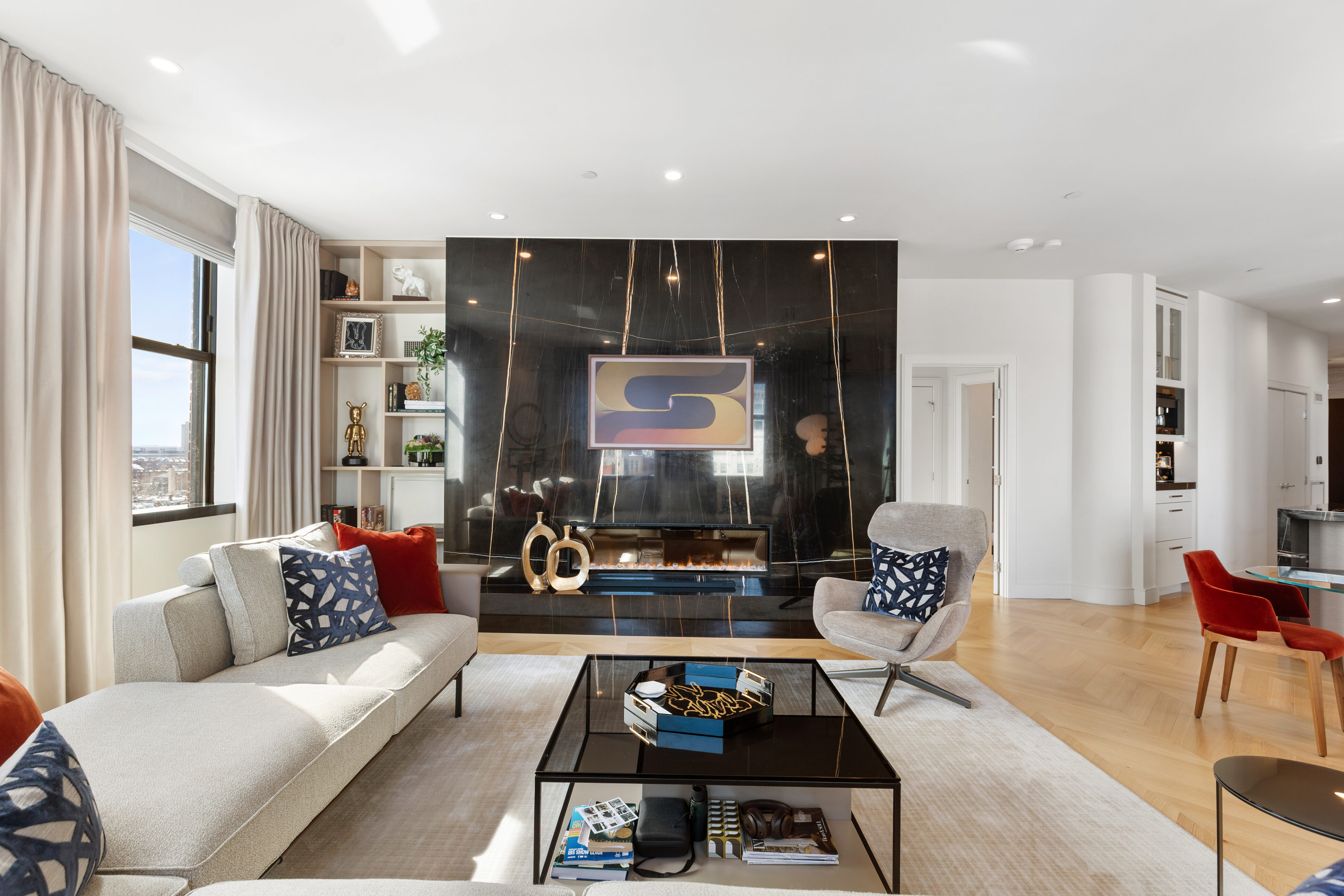 285 Columbus Ave Unit PH805