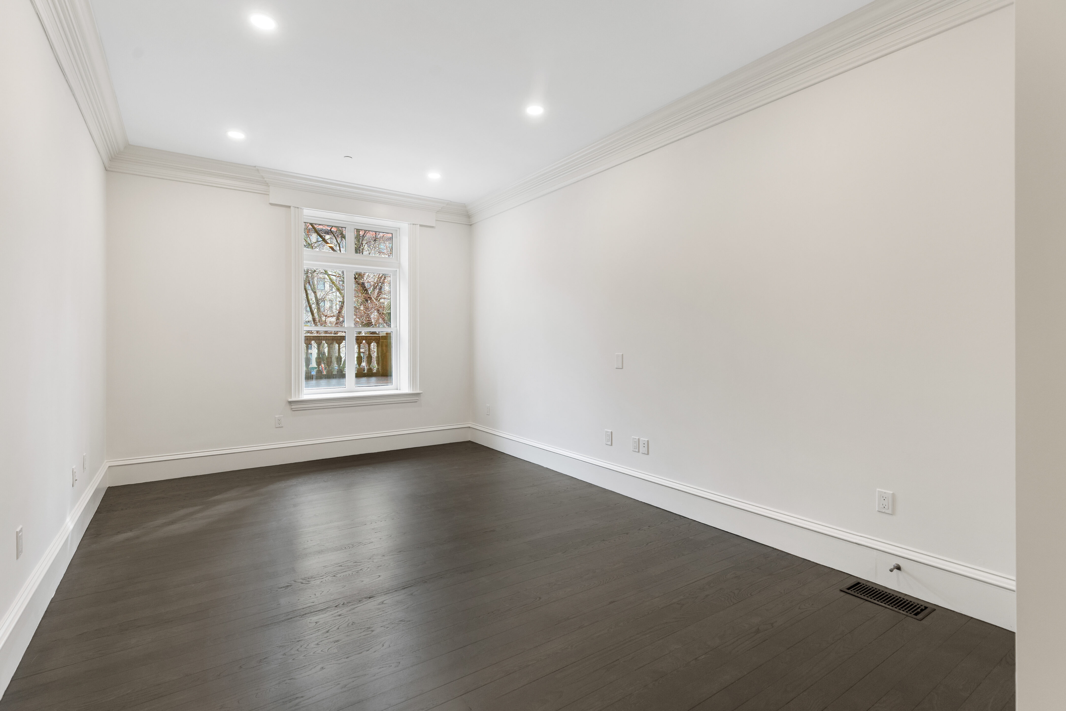 409 Commonwealth Avenue Unit B