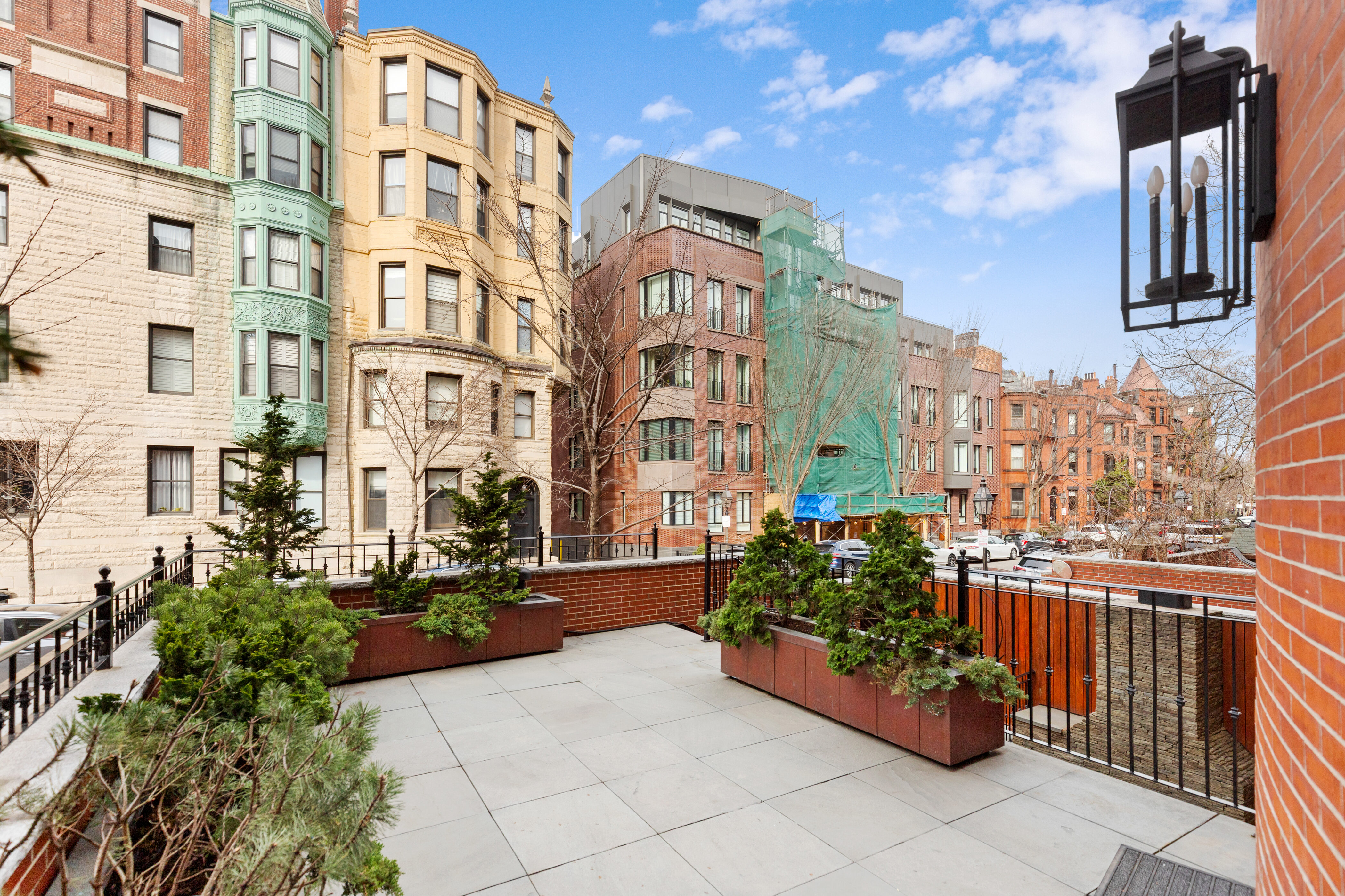 409 Commonwealth Avenue Unit B