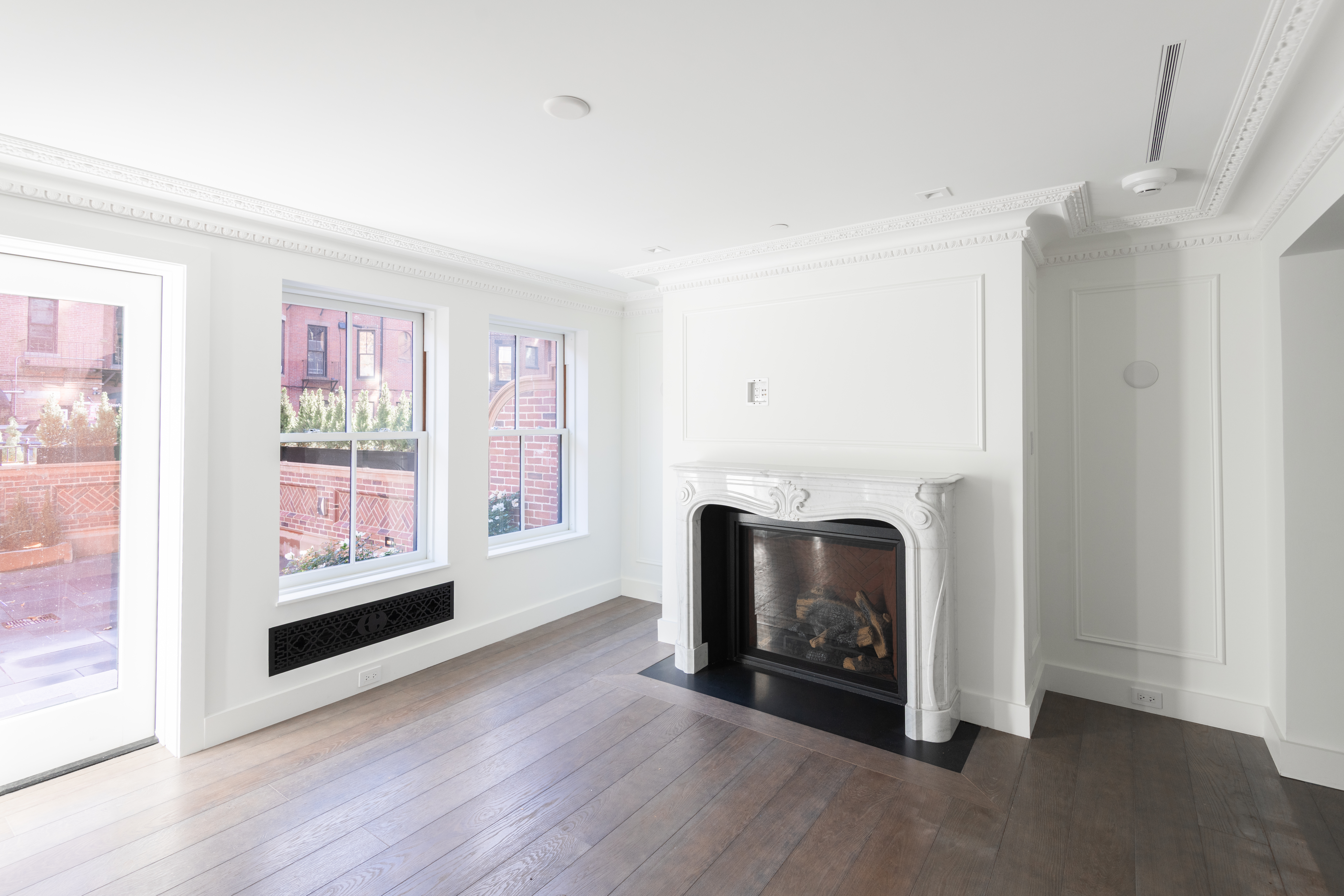 260-262 Commonwealth Avenue Unit 1B