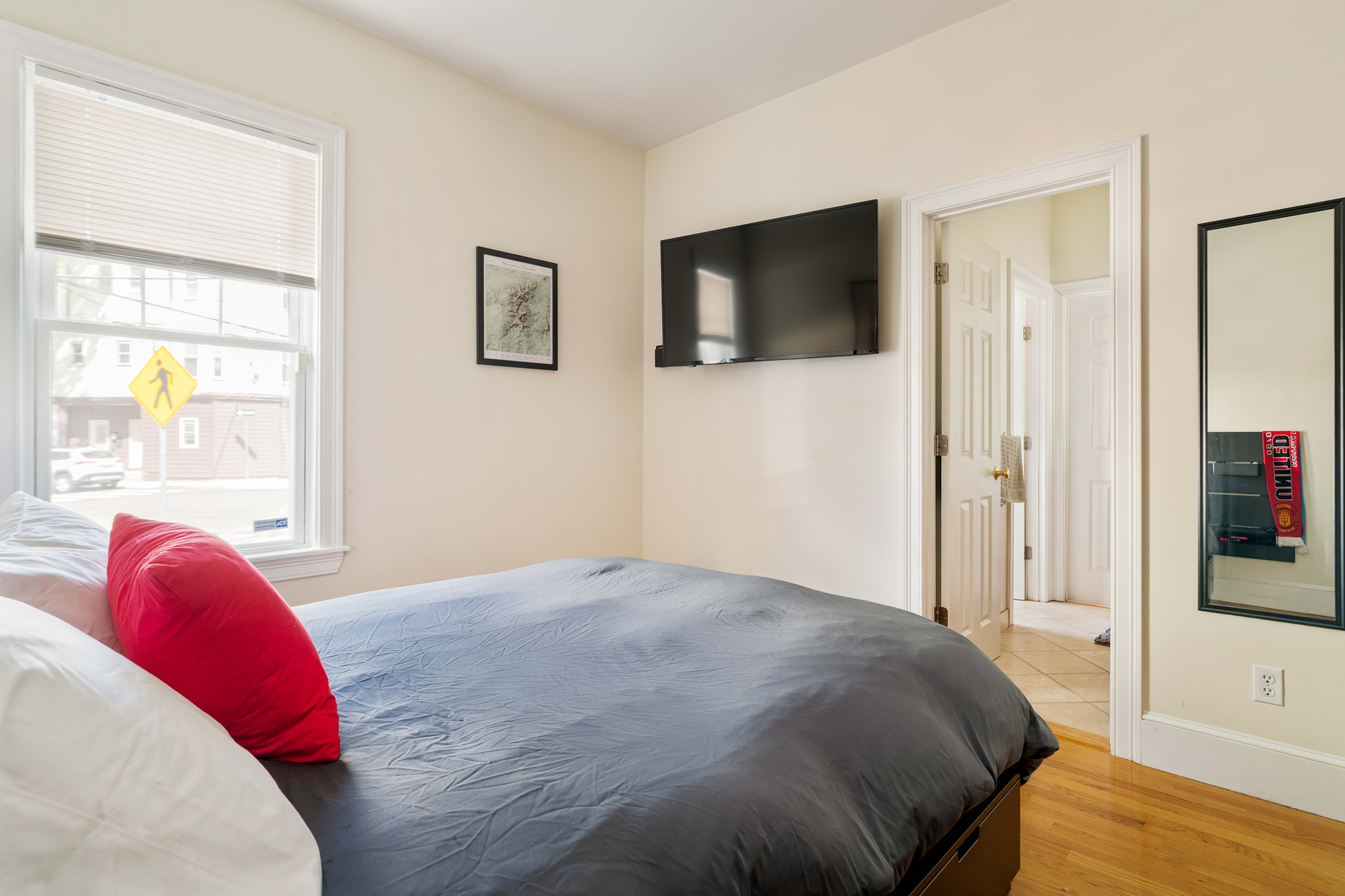 52 Plymouth Street, Unit 1 