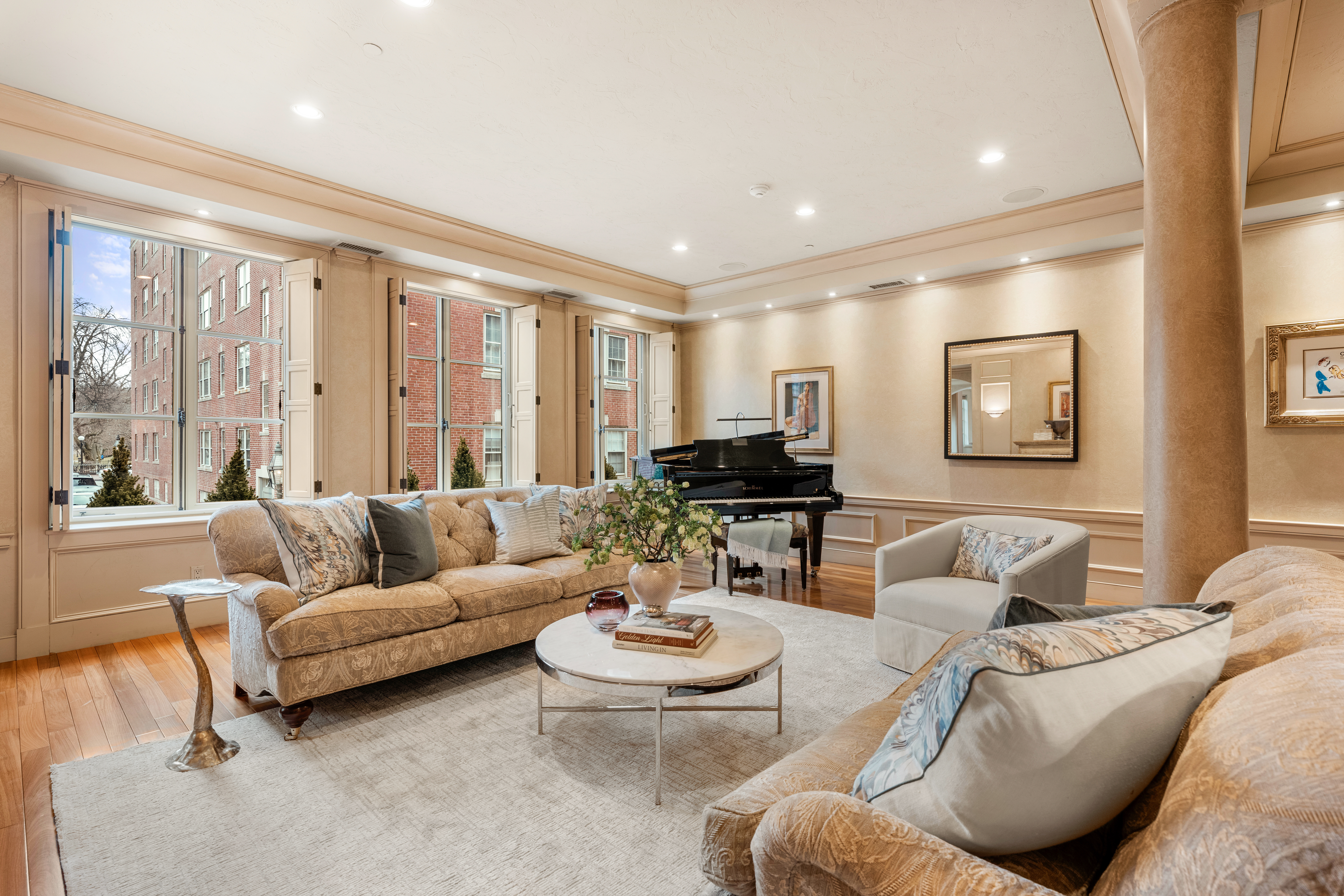 23-25 Beaver Place 