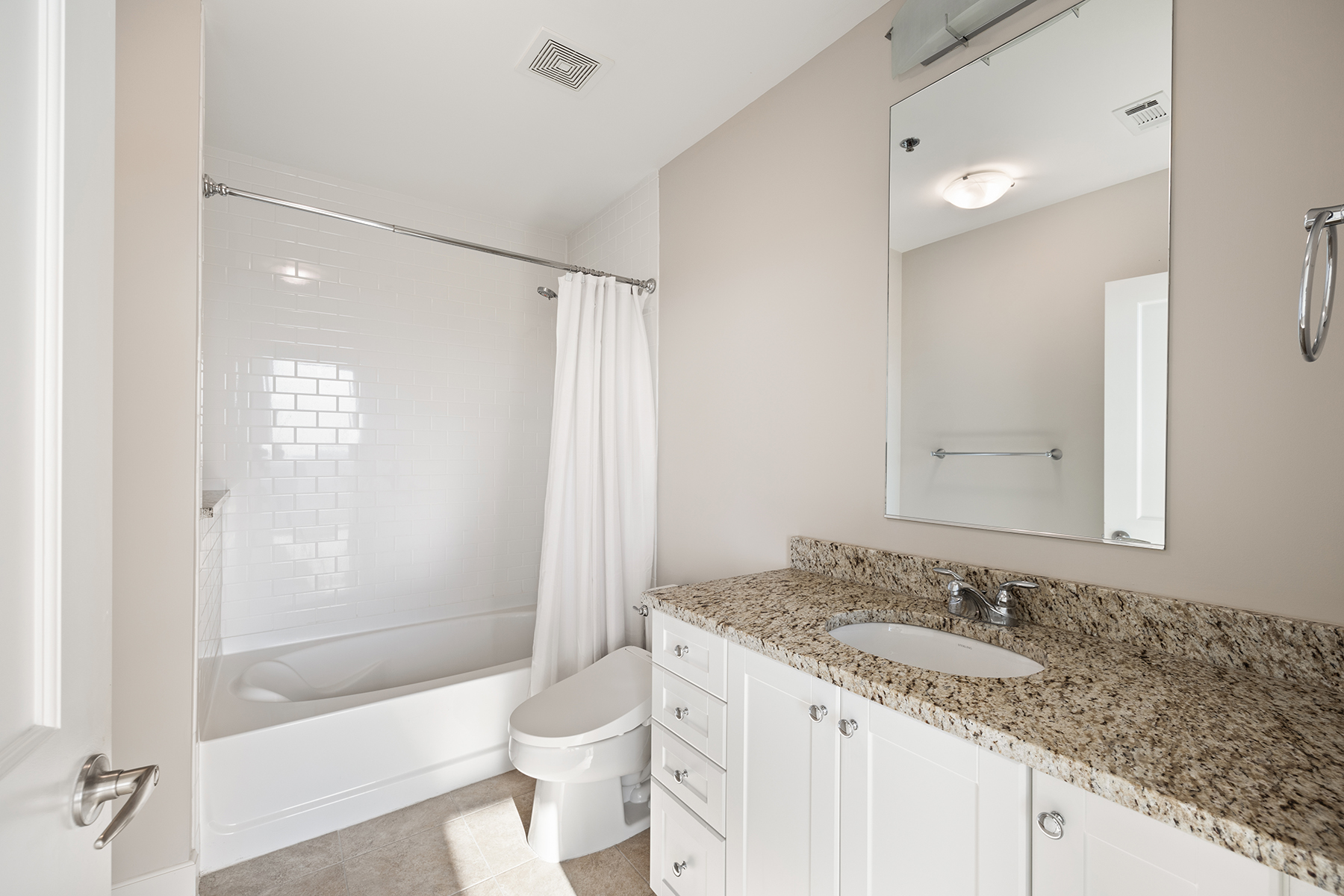 2795 Peachtree Road NE No. 2101