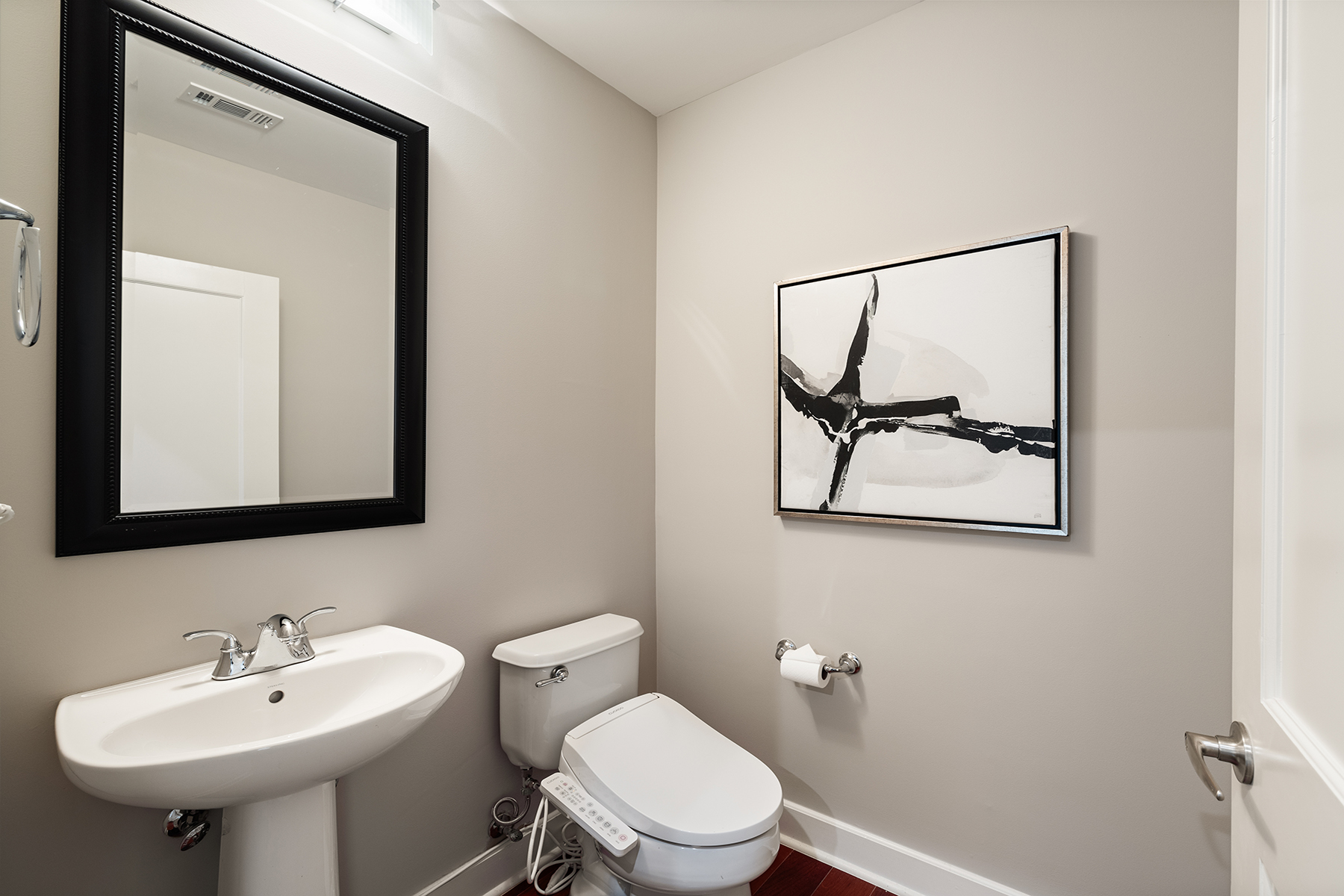 2795 Peachtree Road NE No. 2101