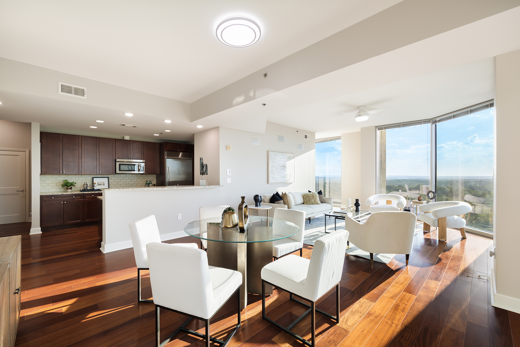 2795 Peachtree Road NE No. 2101