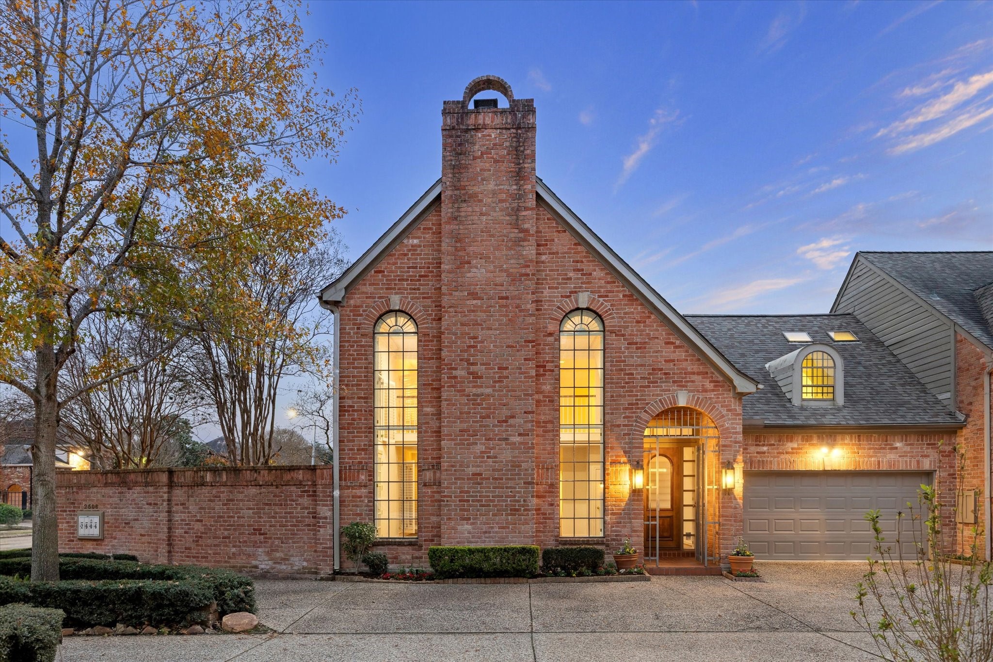 2506 Potomac Drive A