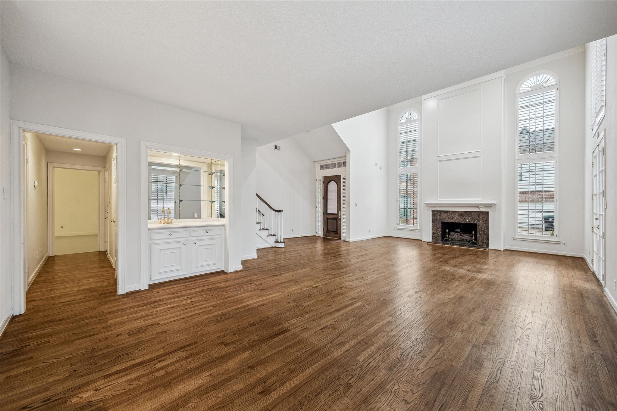 2506 Potomac Drive A