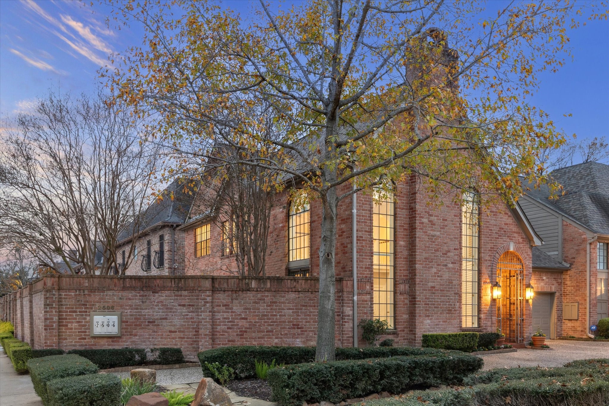 2506 Potomac Drive A