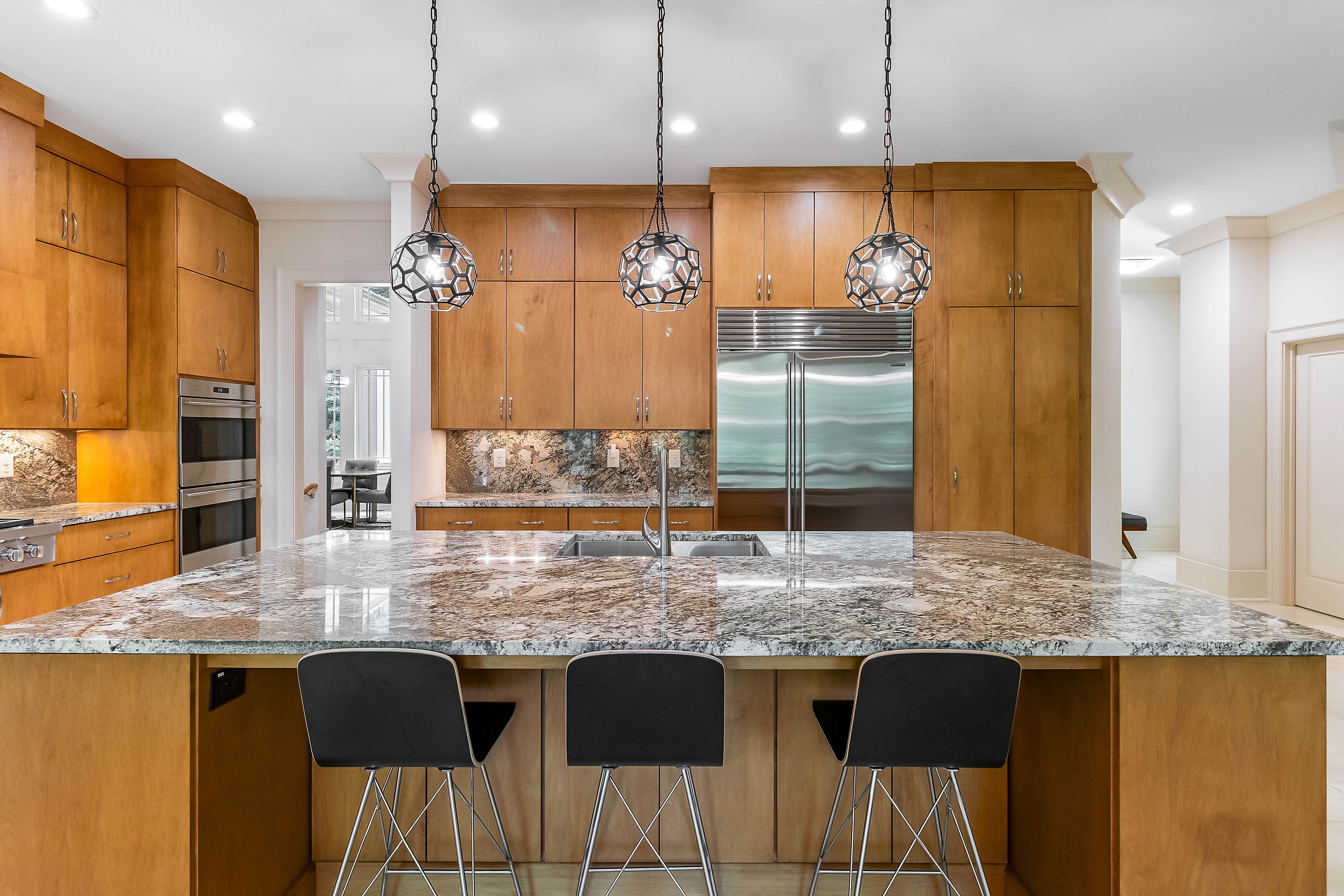 933 Altamira Lane