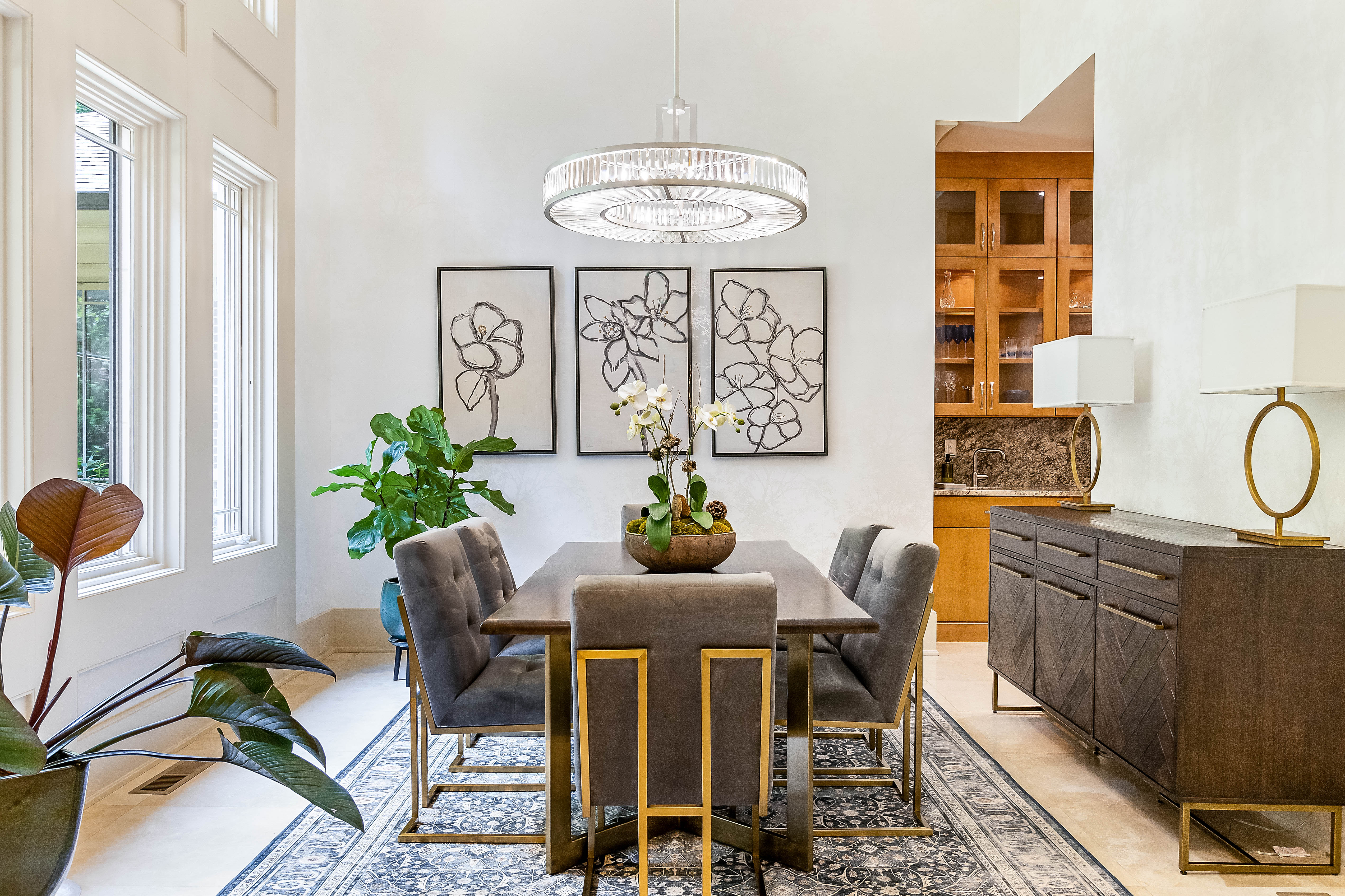 933 Altamira Lane