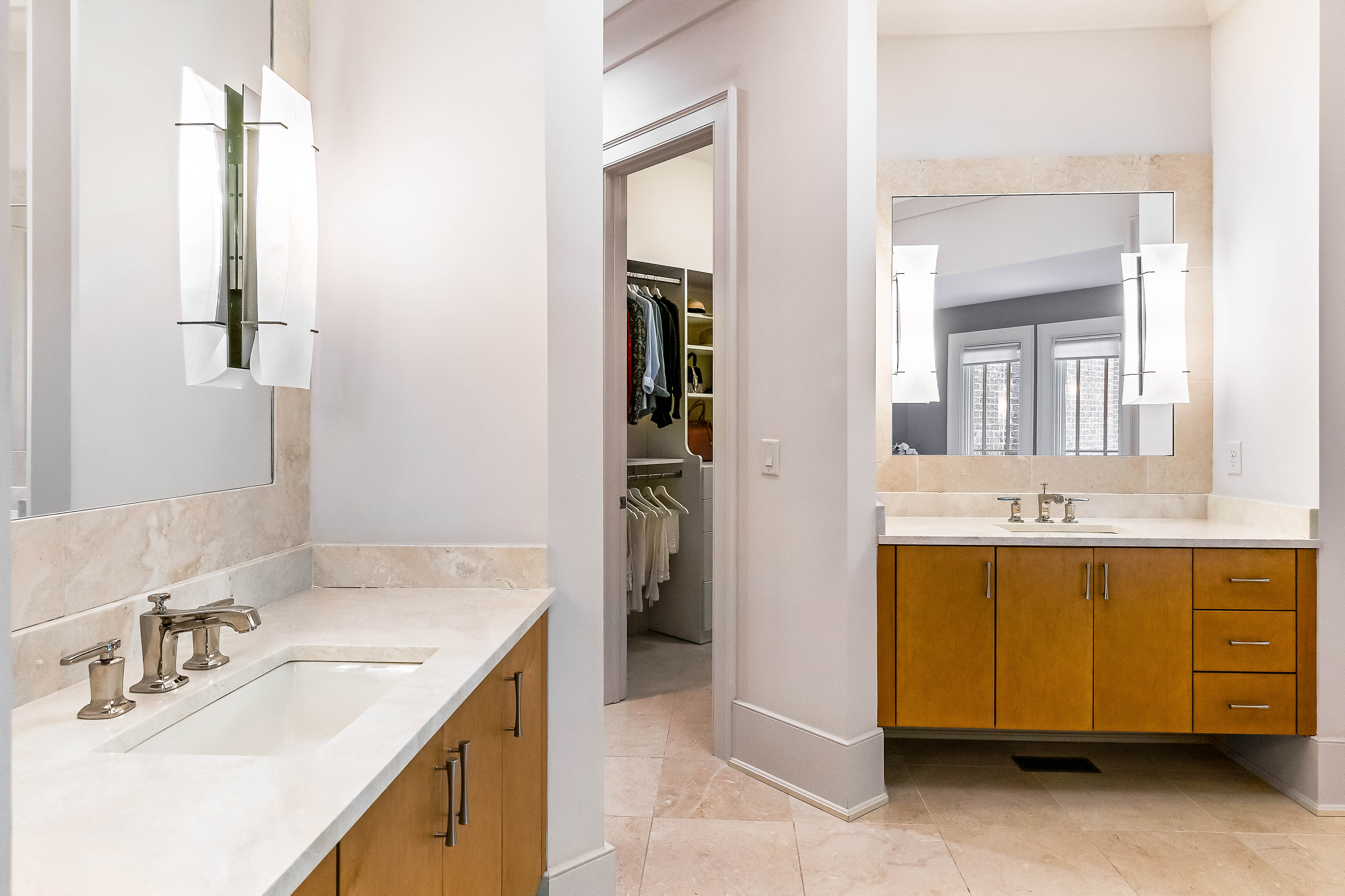 933 Altamira Lane