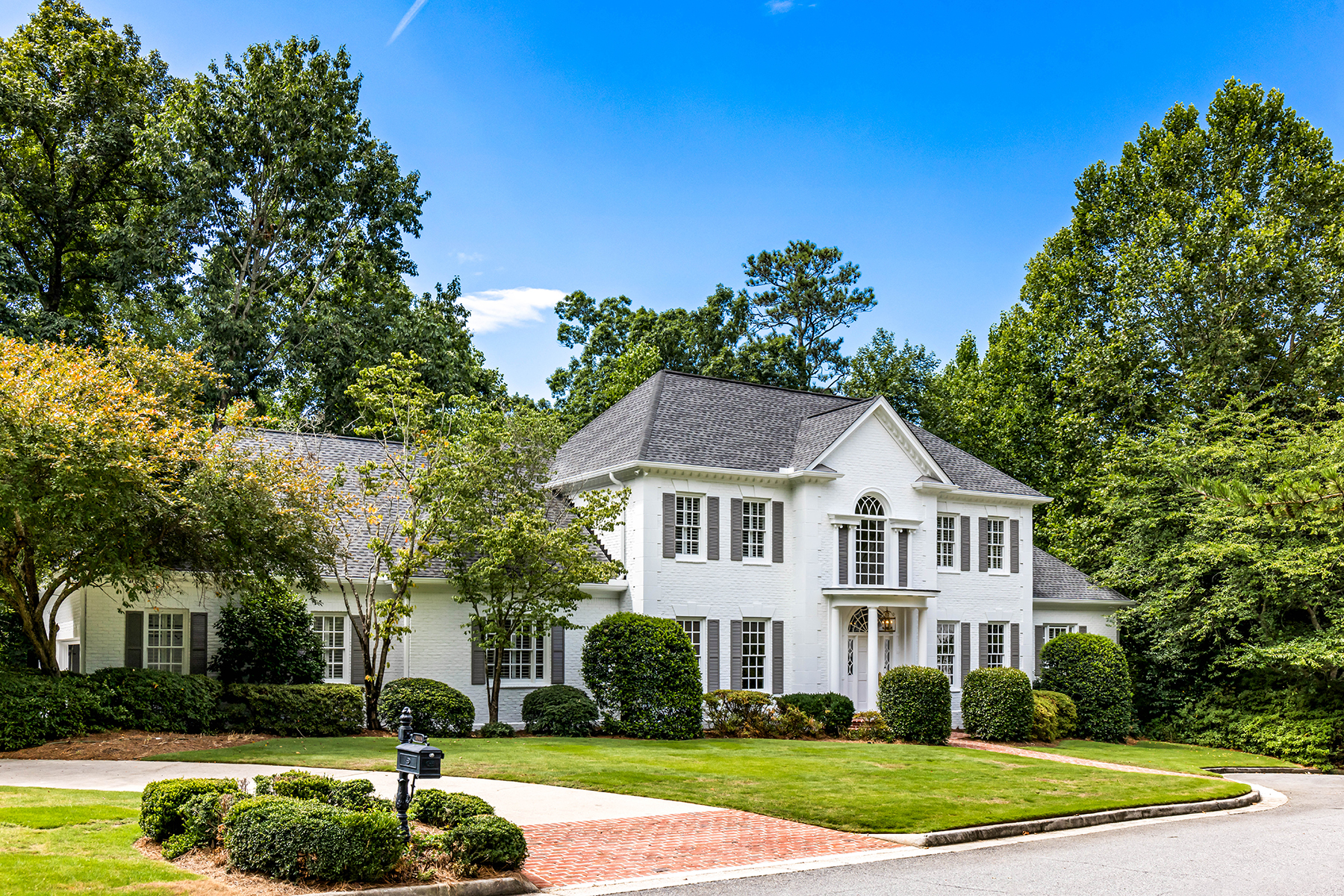 4946 Powers Ferry Road