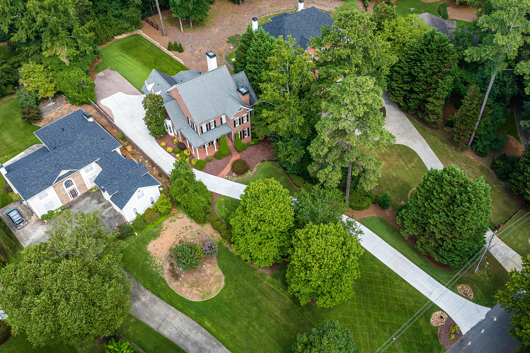 146 Robin Road SE