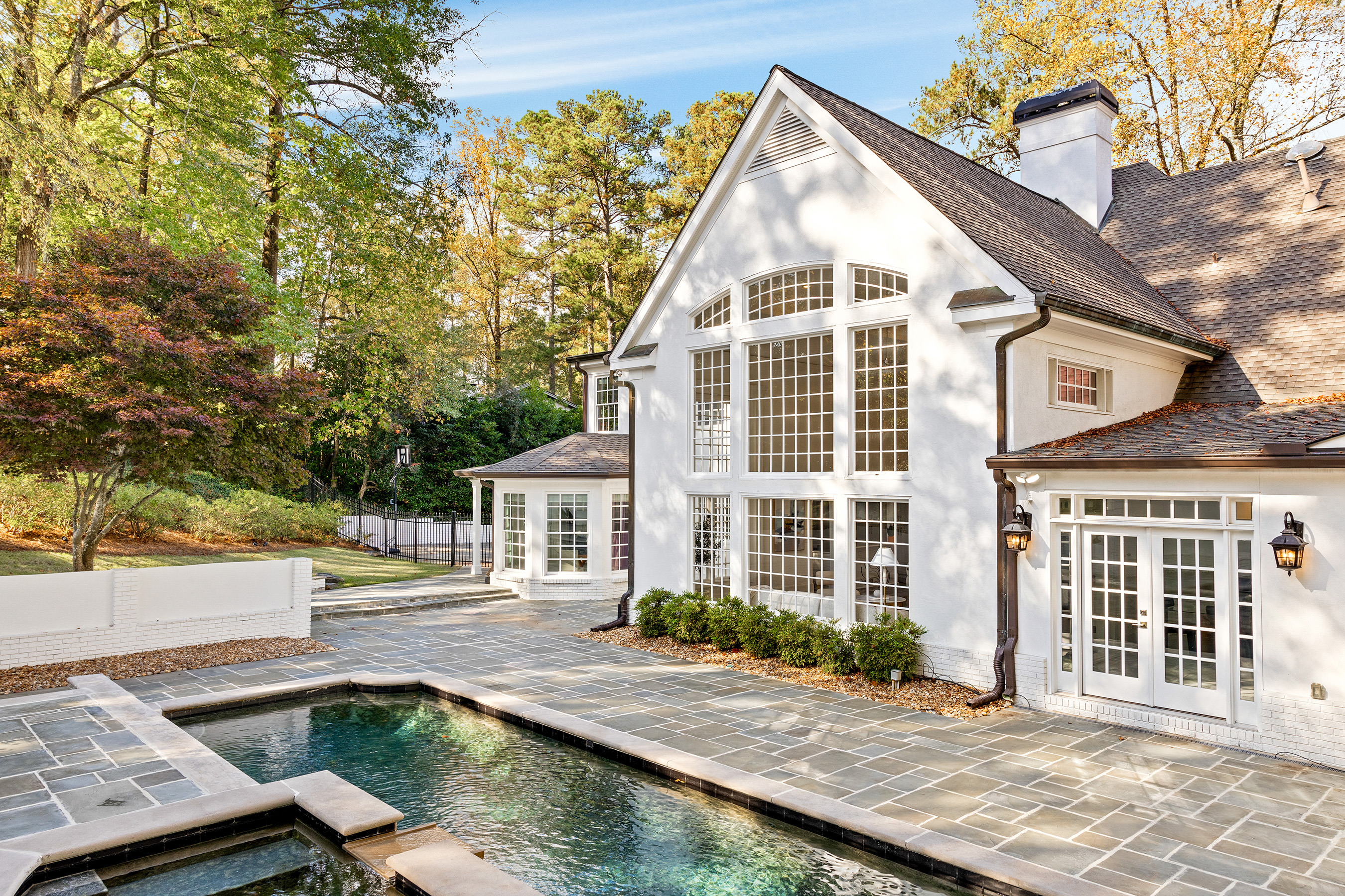 3478 Valley Road NW