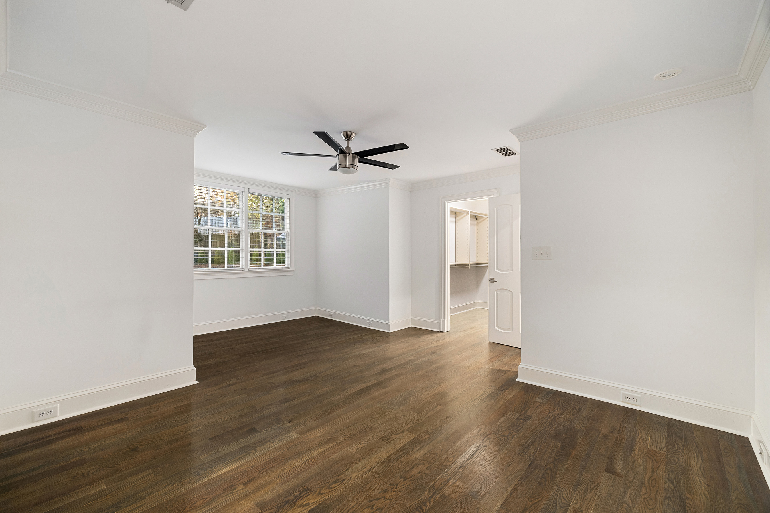 3478 Valley Road NW