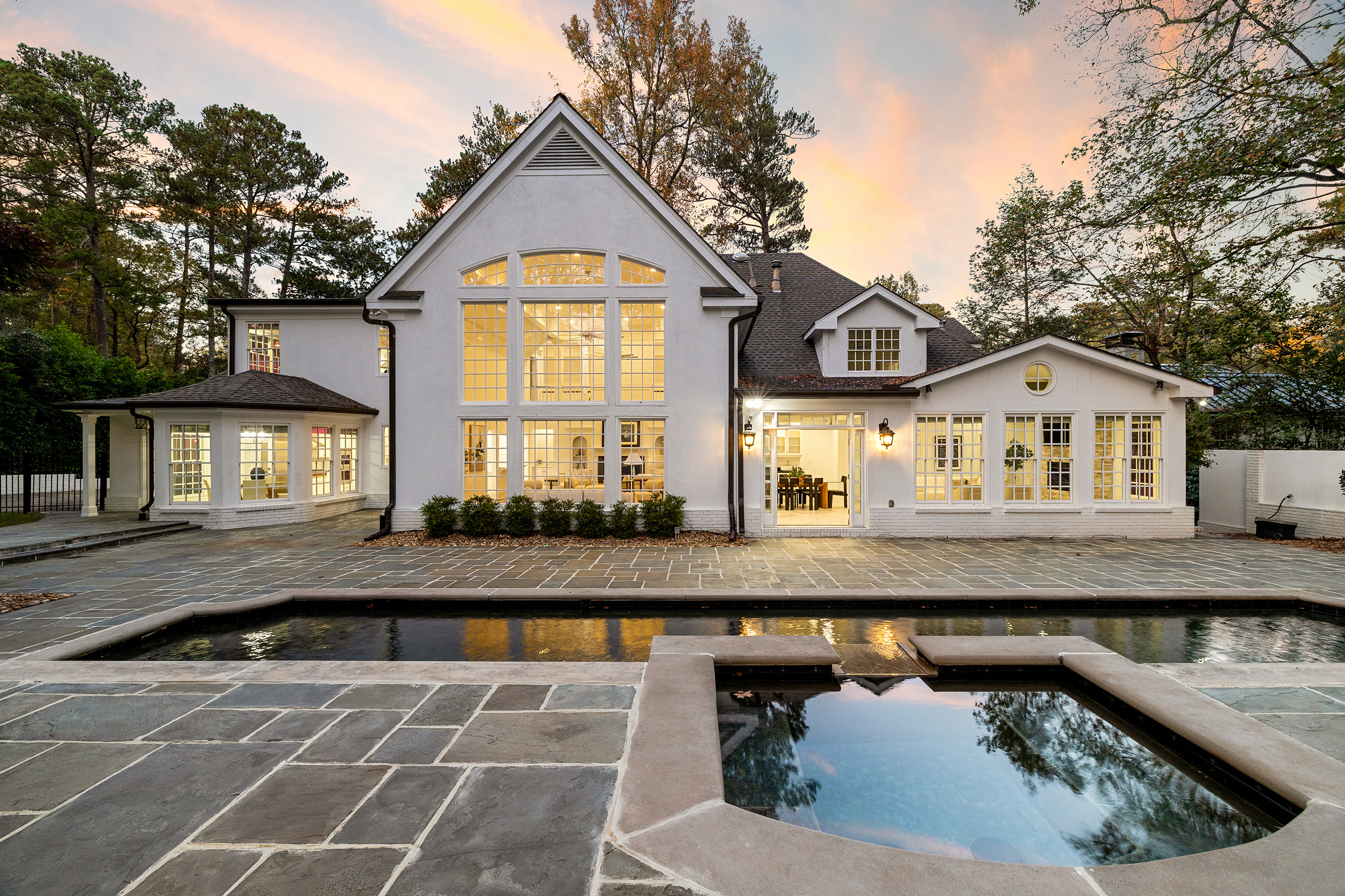 3478 Valley Road NW