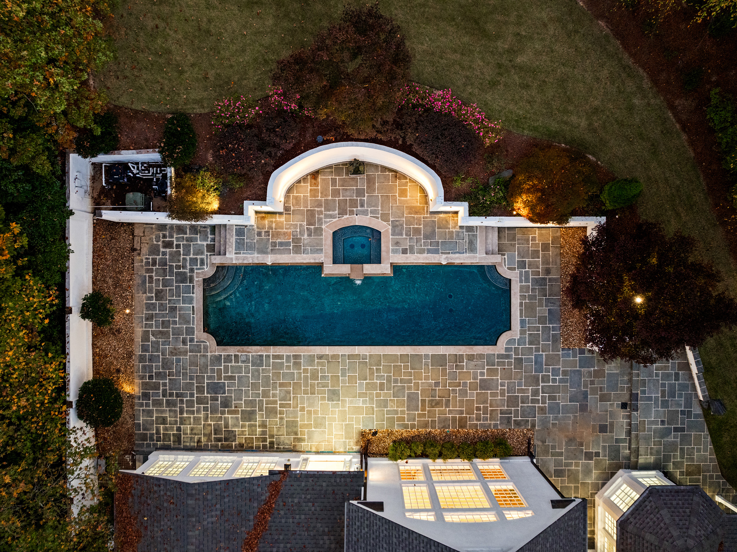 3478 Valley Road NW