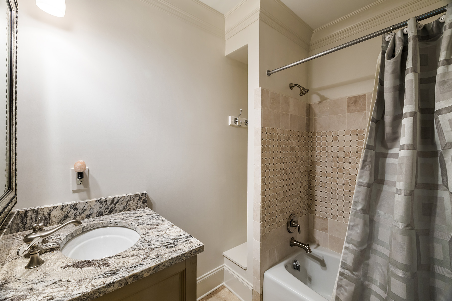 4322 Sentinel View NW