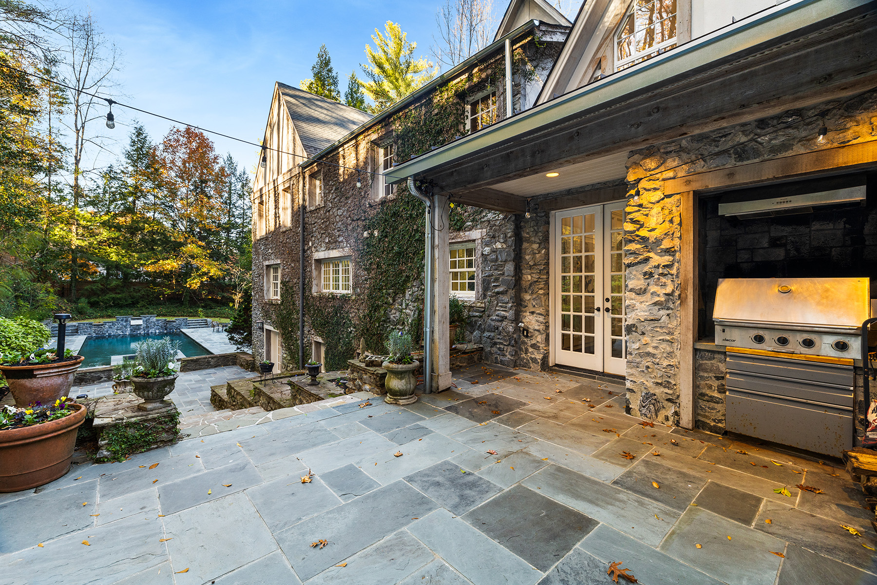 4322 Sentinel View NW
