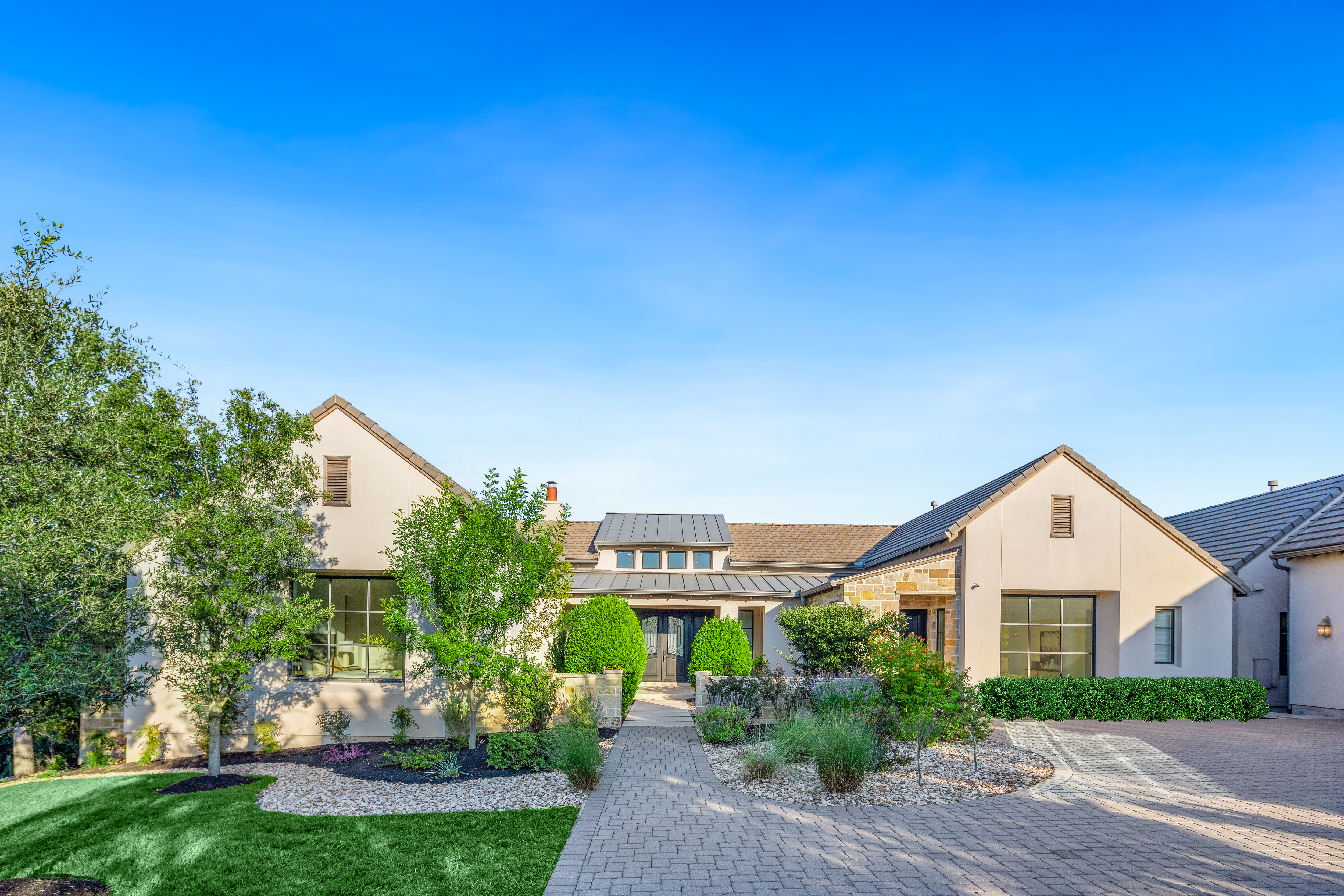 4717 Peralta Lane
