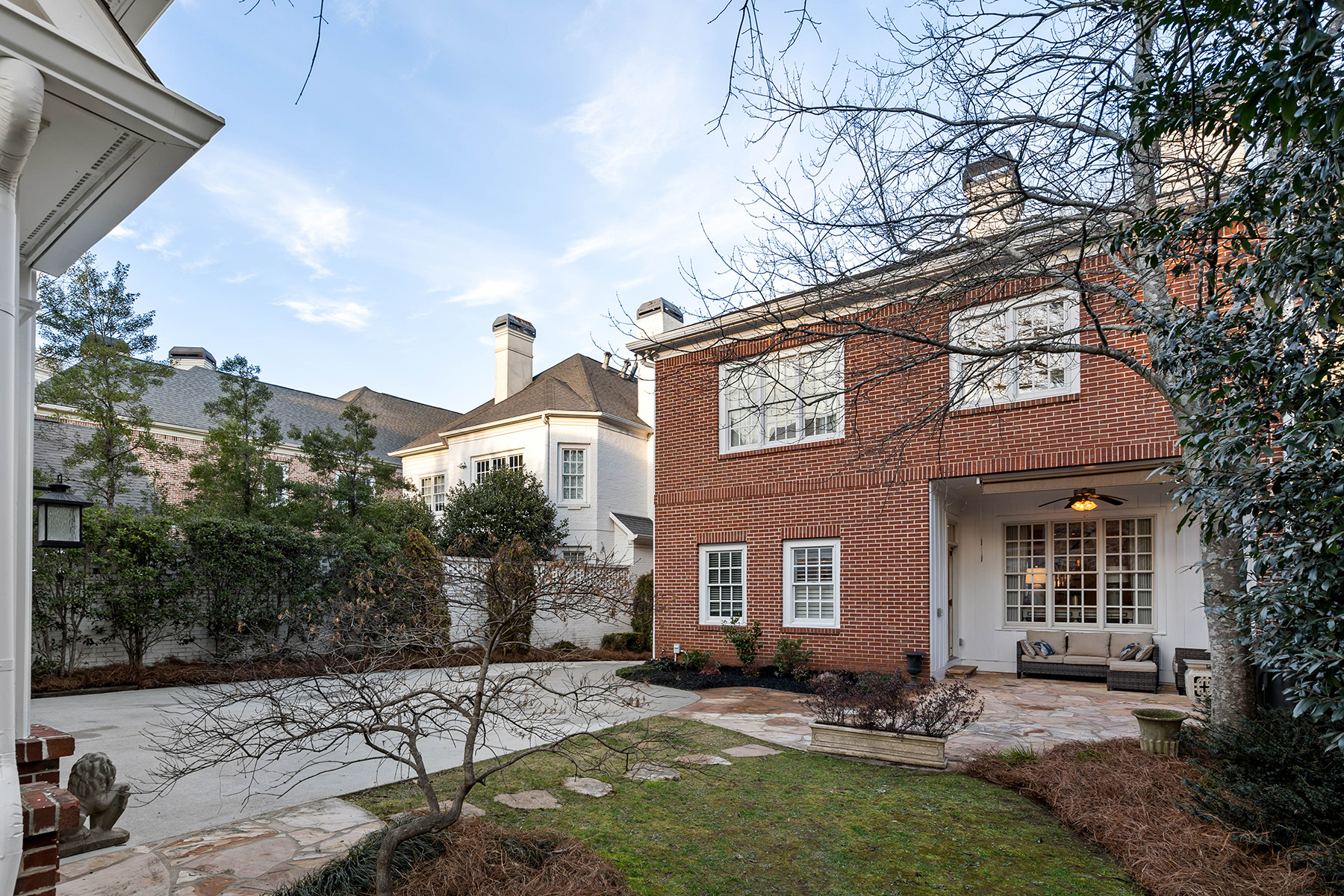 3674 Kingsboro Road NE