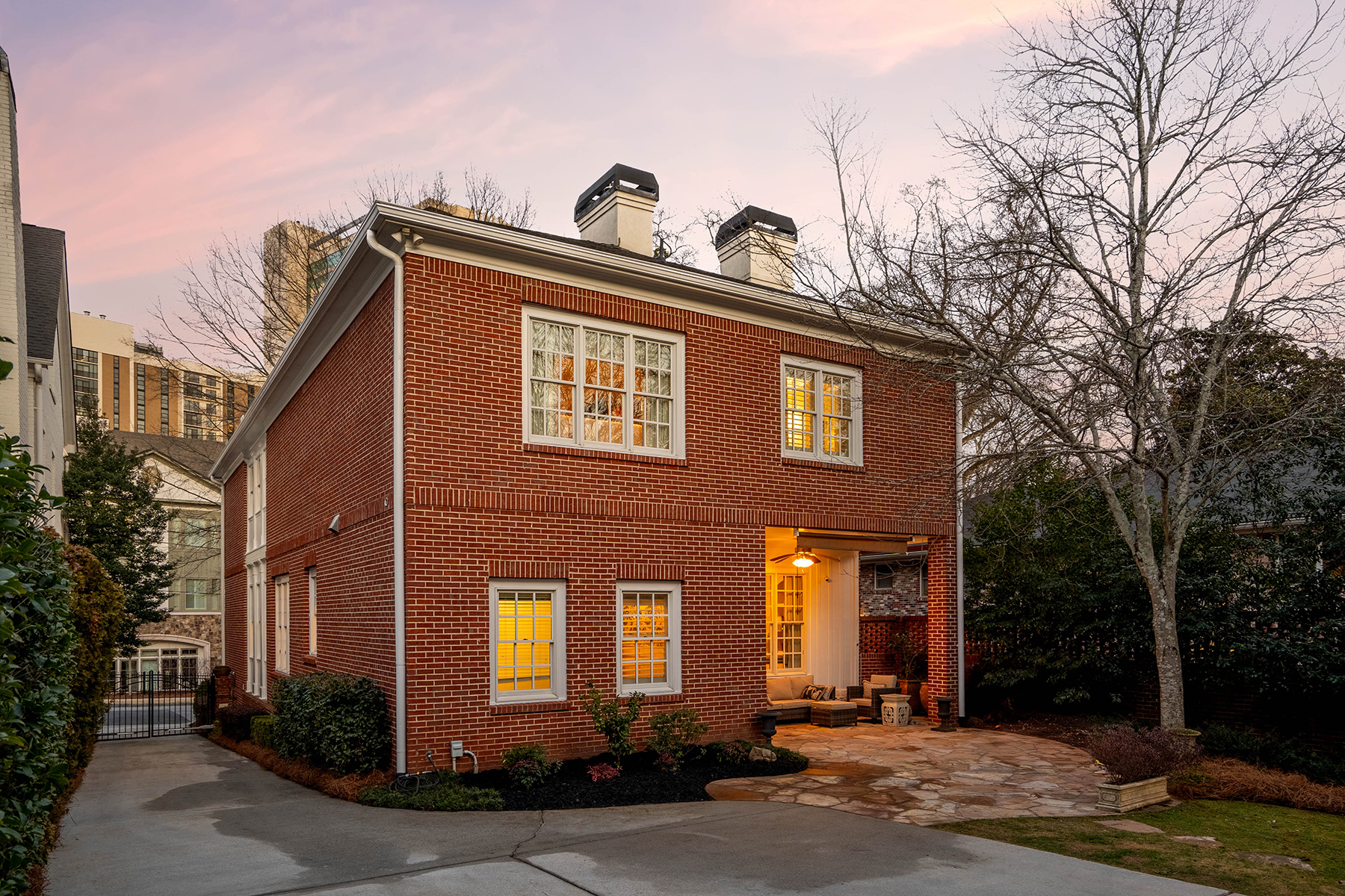 3674 Kingsboro Road NE