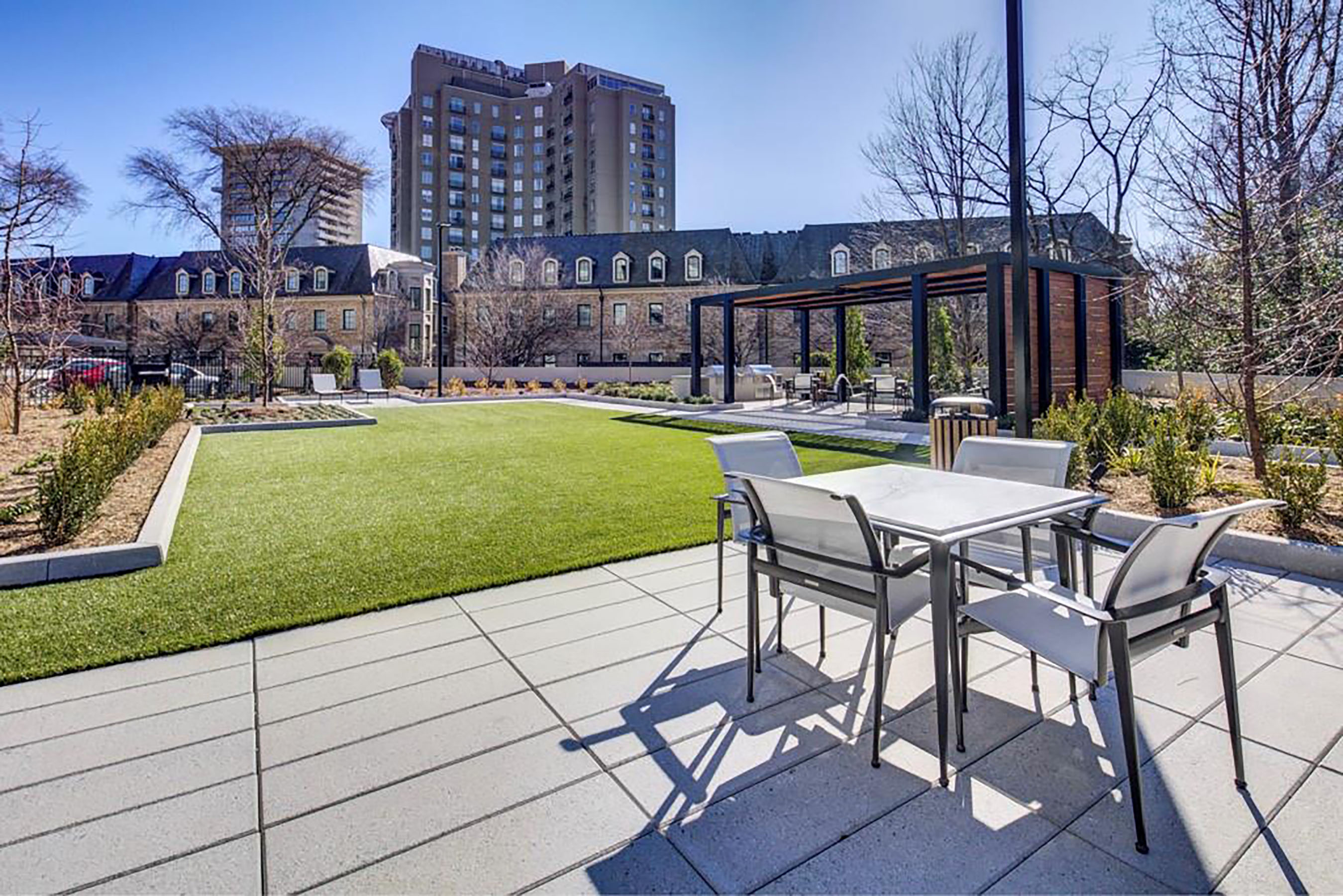 2660 Peachtree Road No. 27E