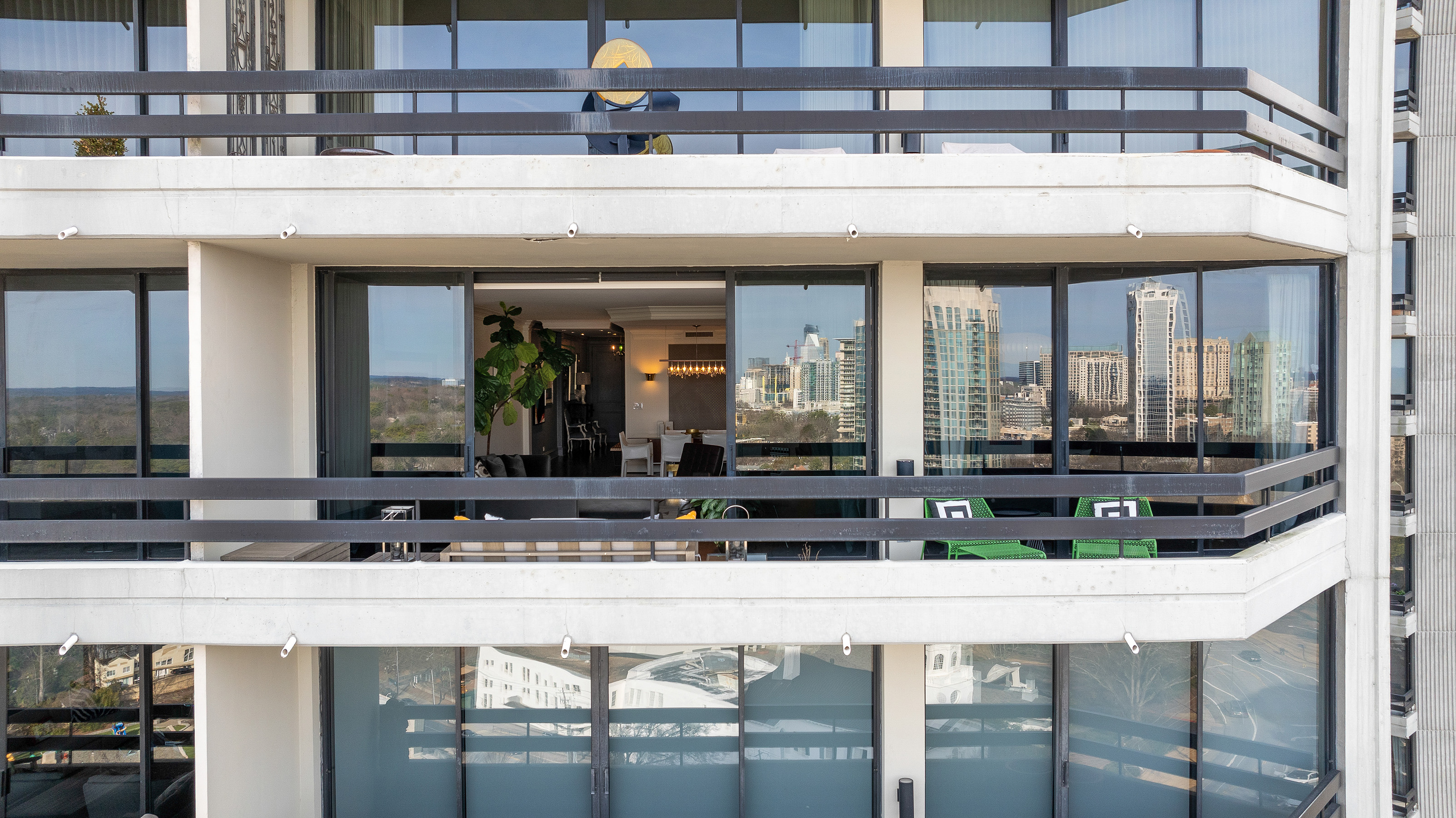 2660 Peachtree Road No. 27E