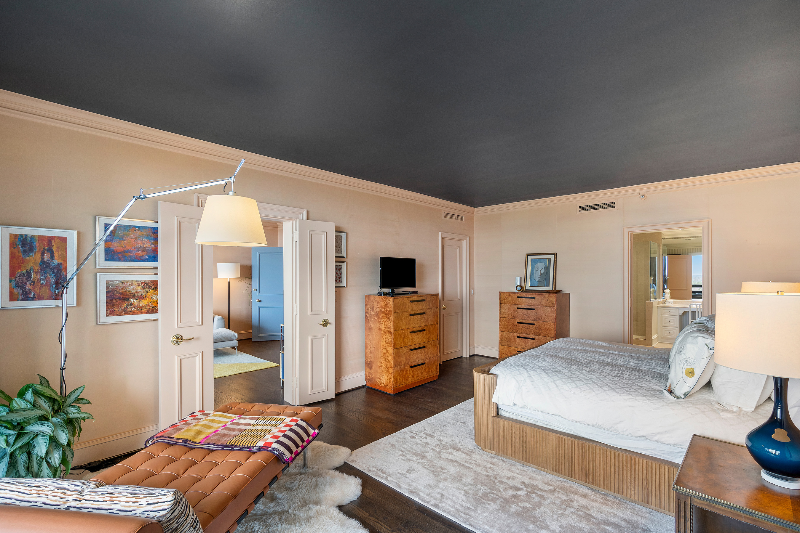 2660 Peachtree Road No. 27E