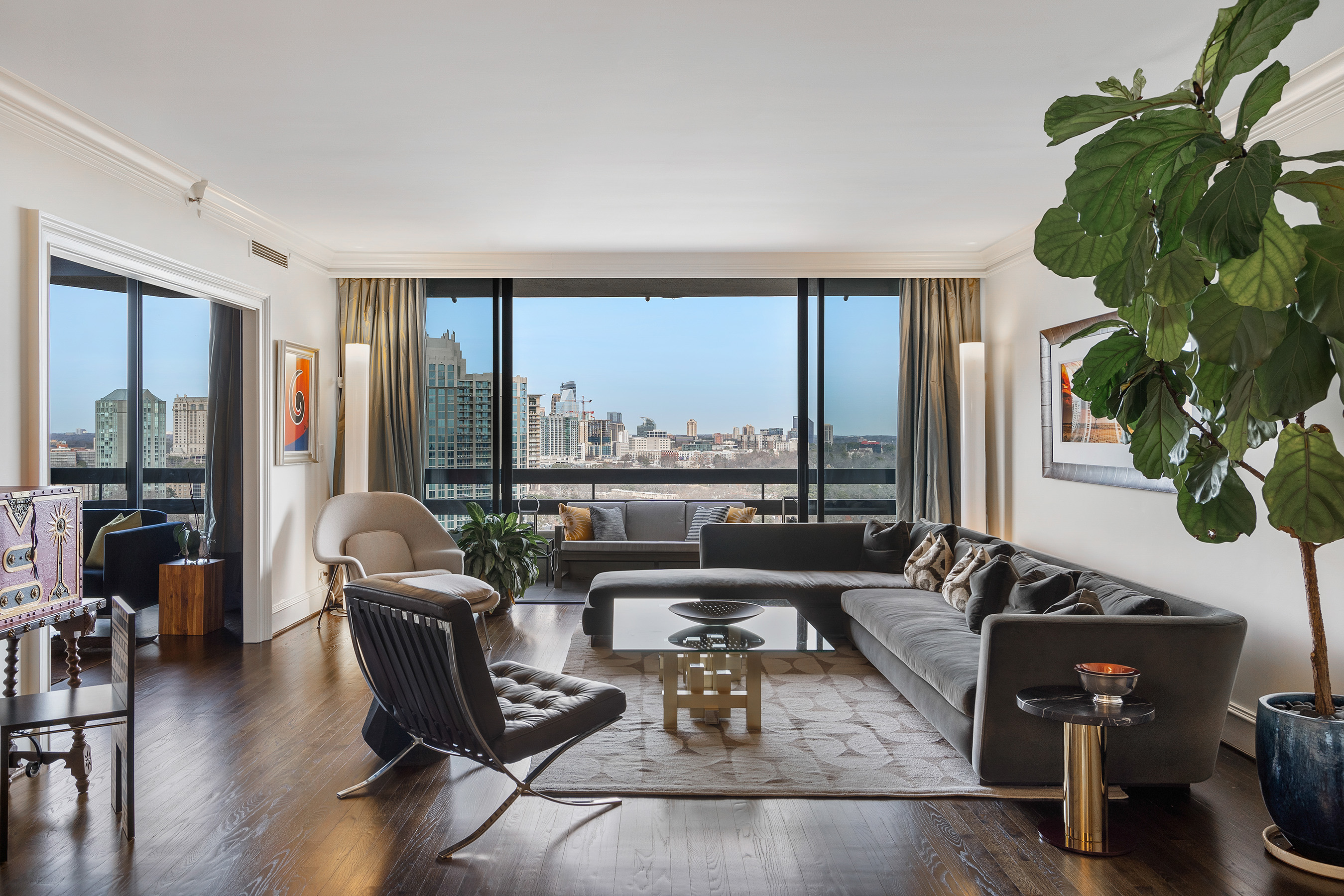 2660 Peachtree Road No. 27E