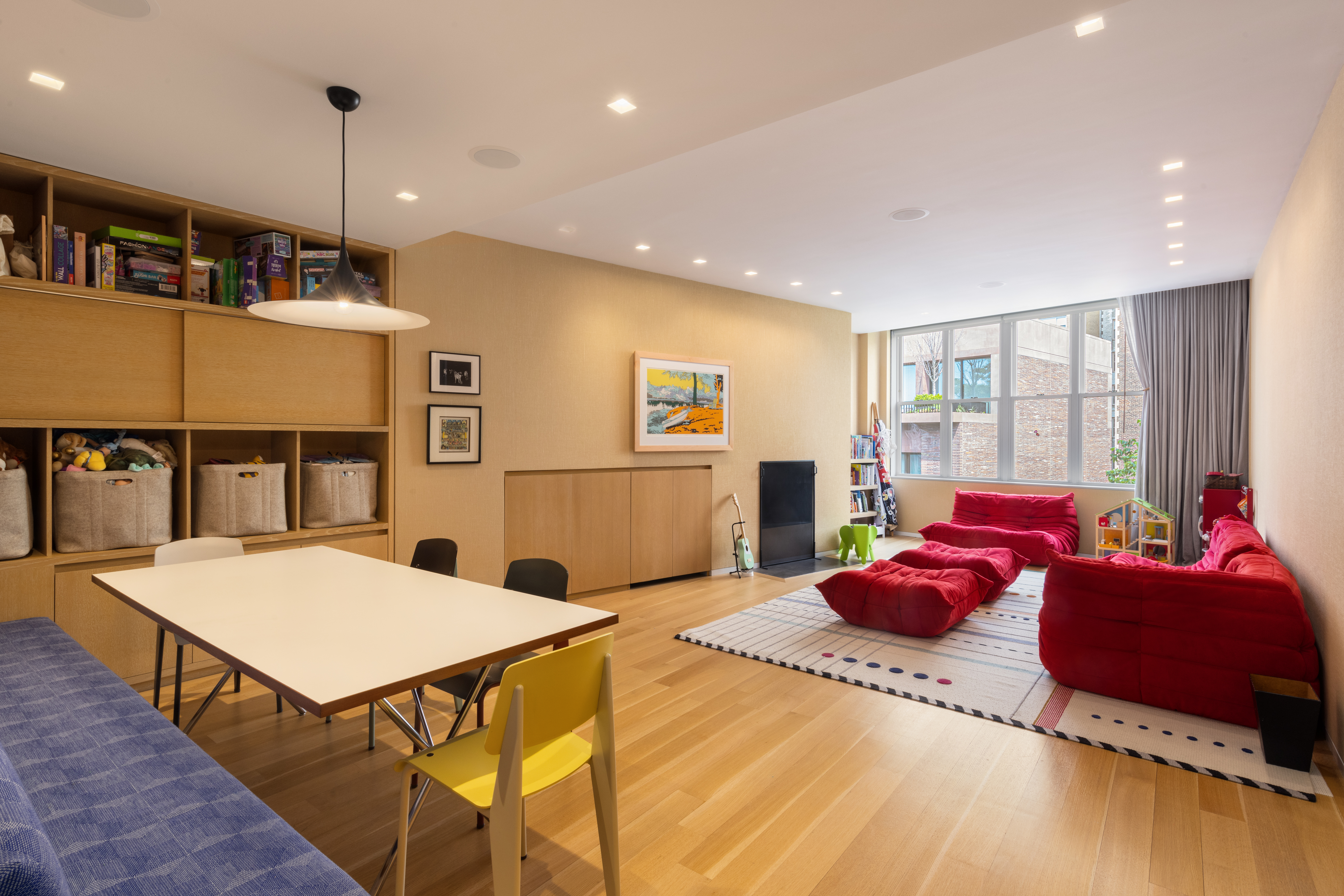 247 West 12th Street PHB