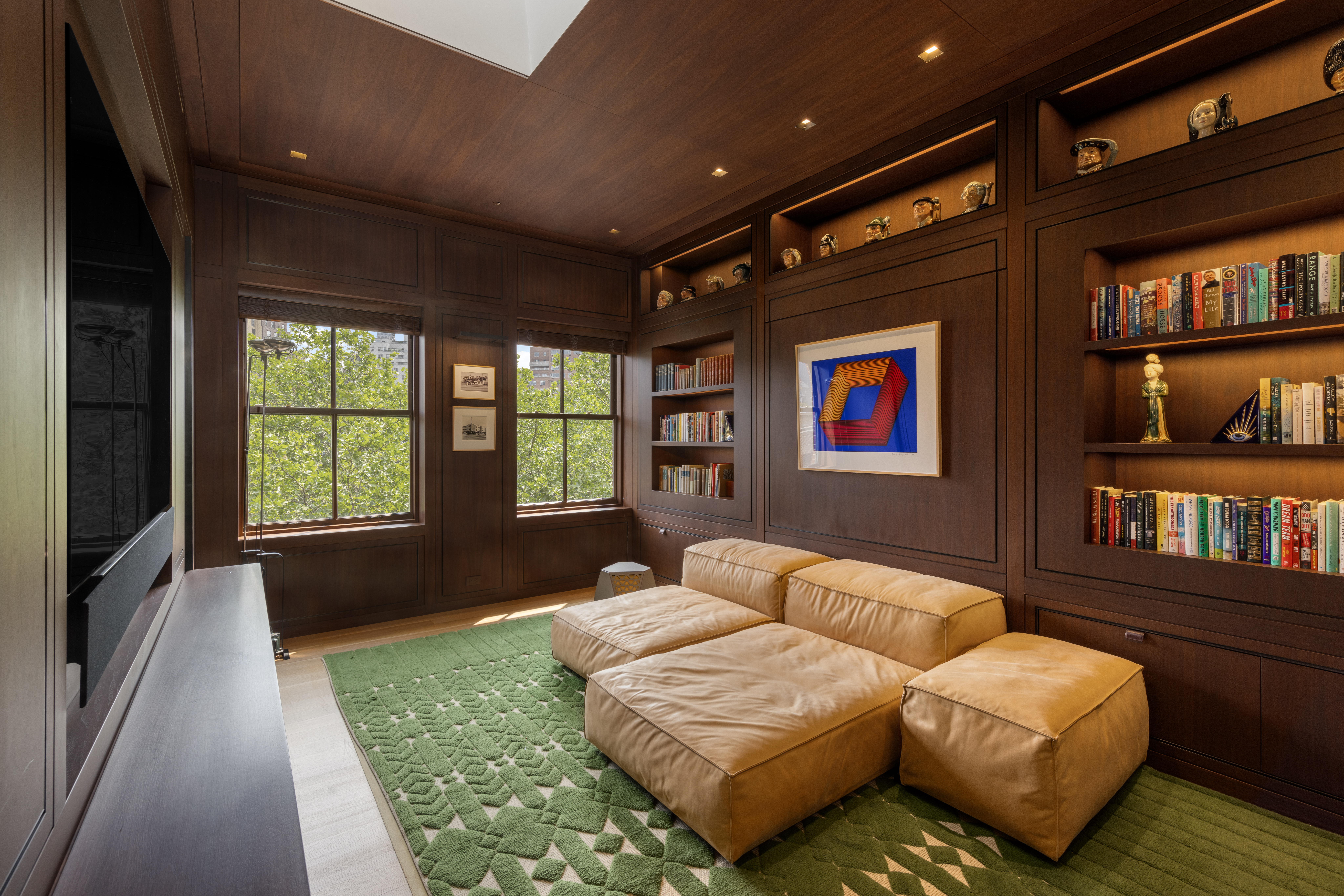 247 West 12th Street PHB