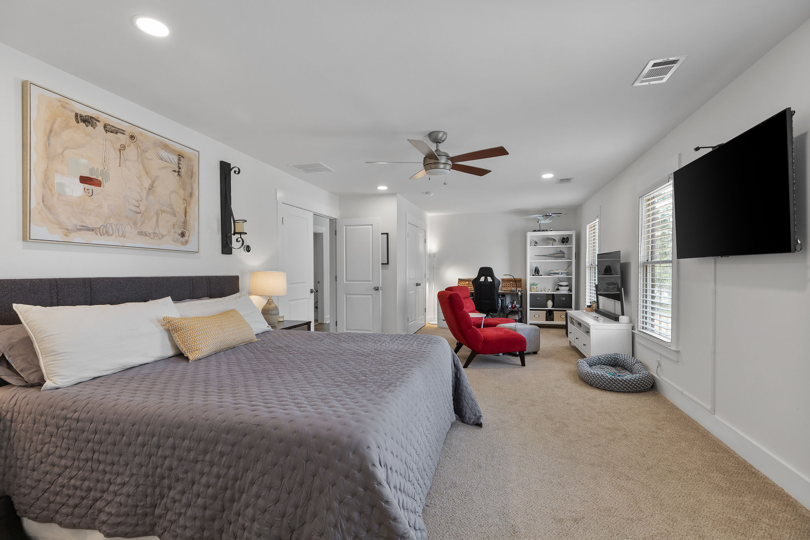 2422 Mills Bend