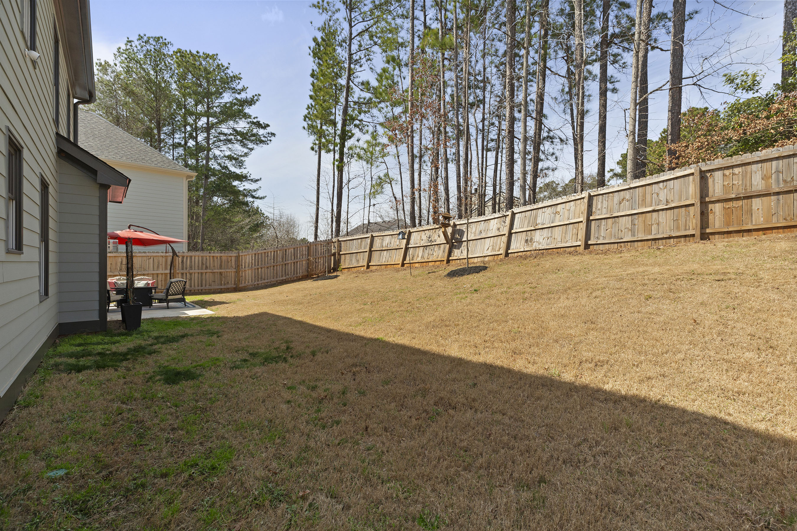 2422 Mills Bend