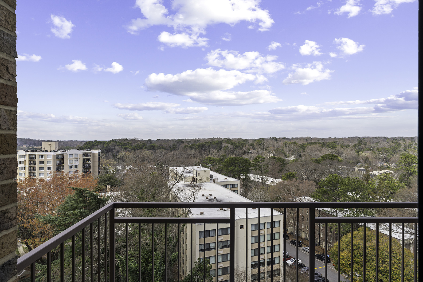 2233 Peachtree Road NE No. 902
